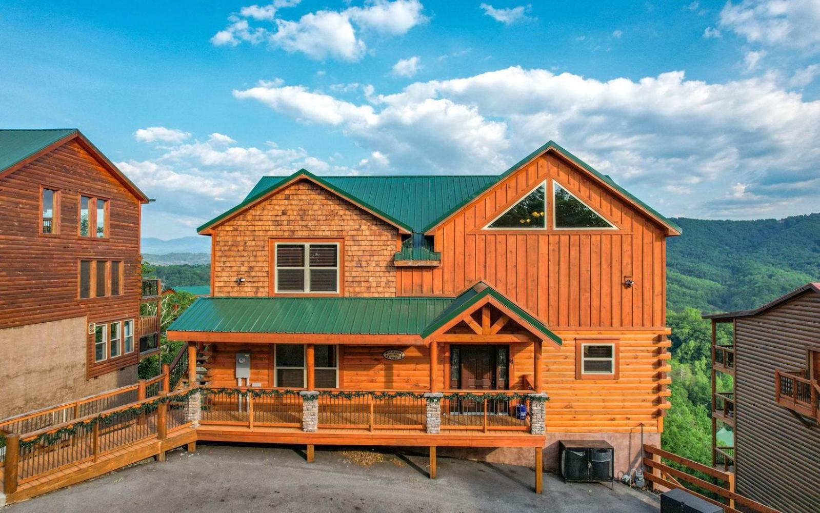 Grand Mountain View Villa *