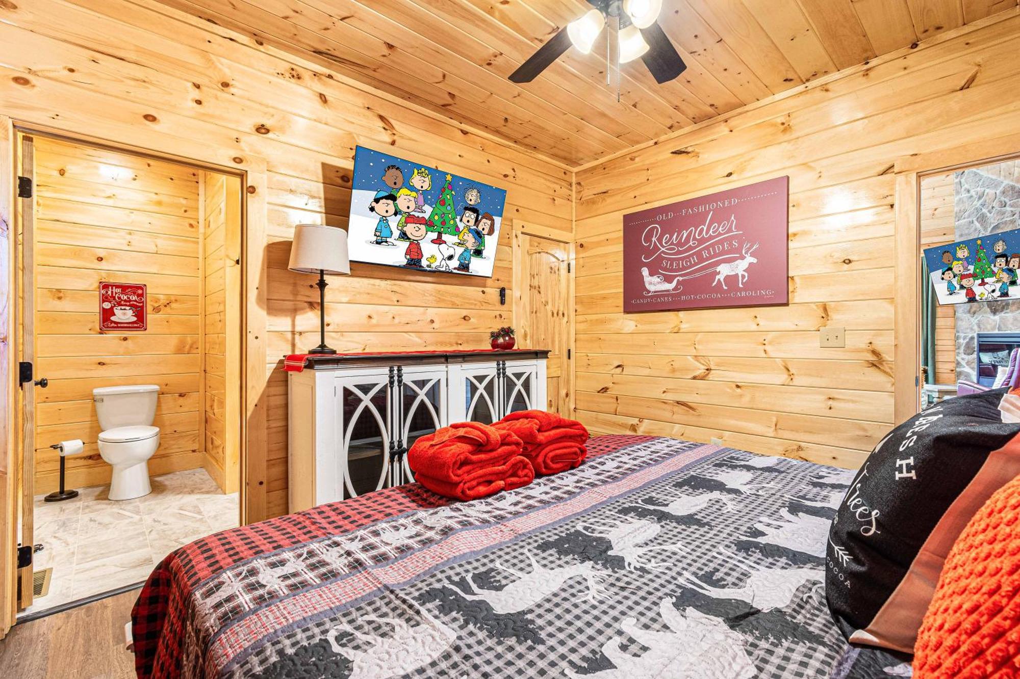 Xmascabins By Smokystays- Christmas Themed Year Round! Holiday home Pigeon Forge