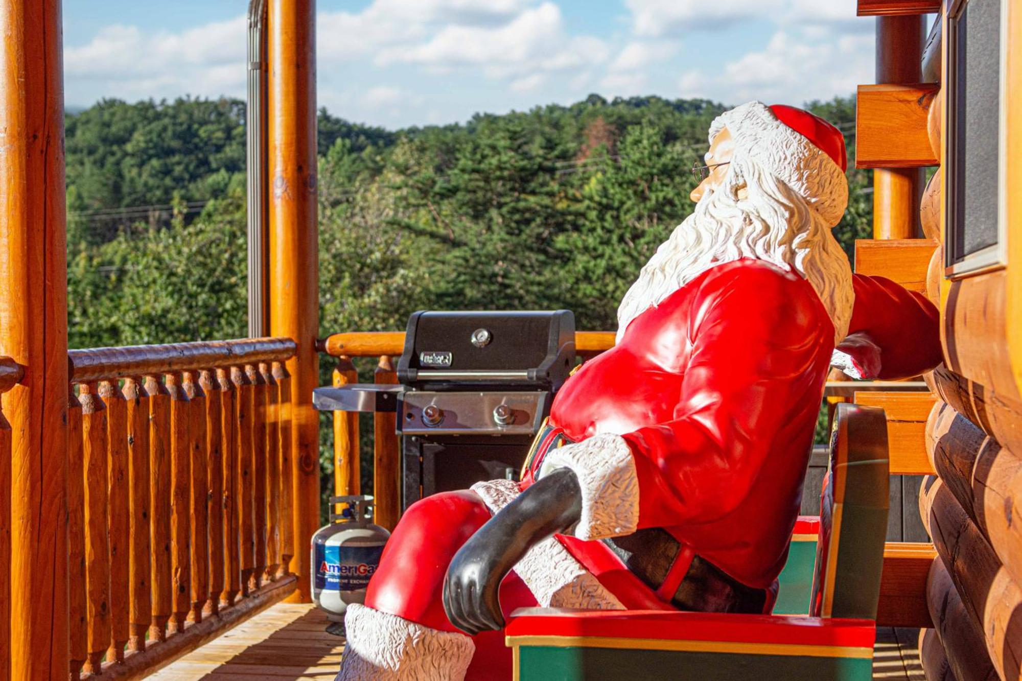 Holiday home Xmascabins By Smokystays- Christmas Themed Year Round! *