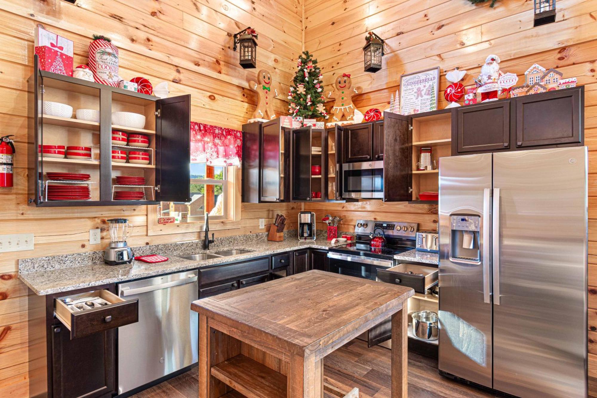 Xmascabins By Smokystays- Christmas Themed Year Round! Holiday home *