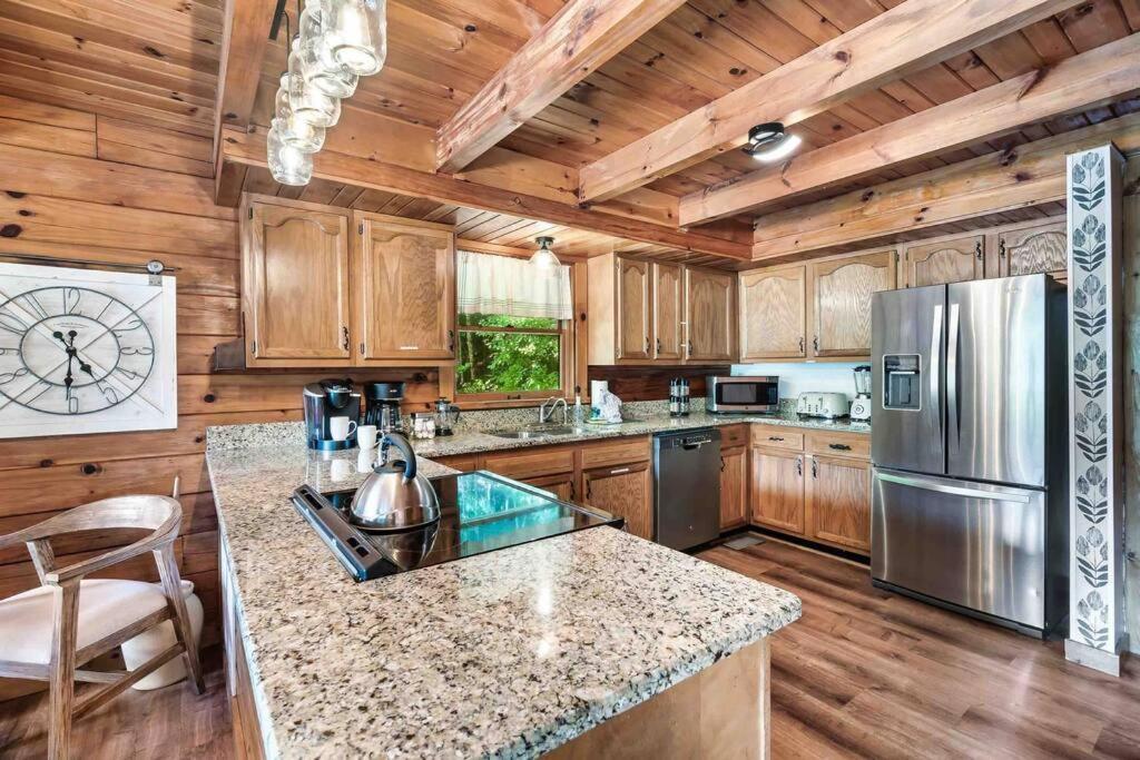 Holiday home Mountain Views,king Beds, Pet Friendly, Private Retreat