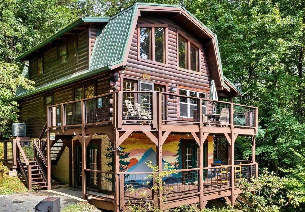 Mountain Views,king Beds, Pet Friendly, Private Retreat Holiday home *