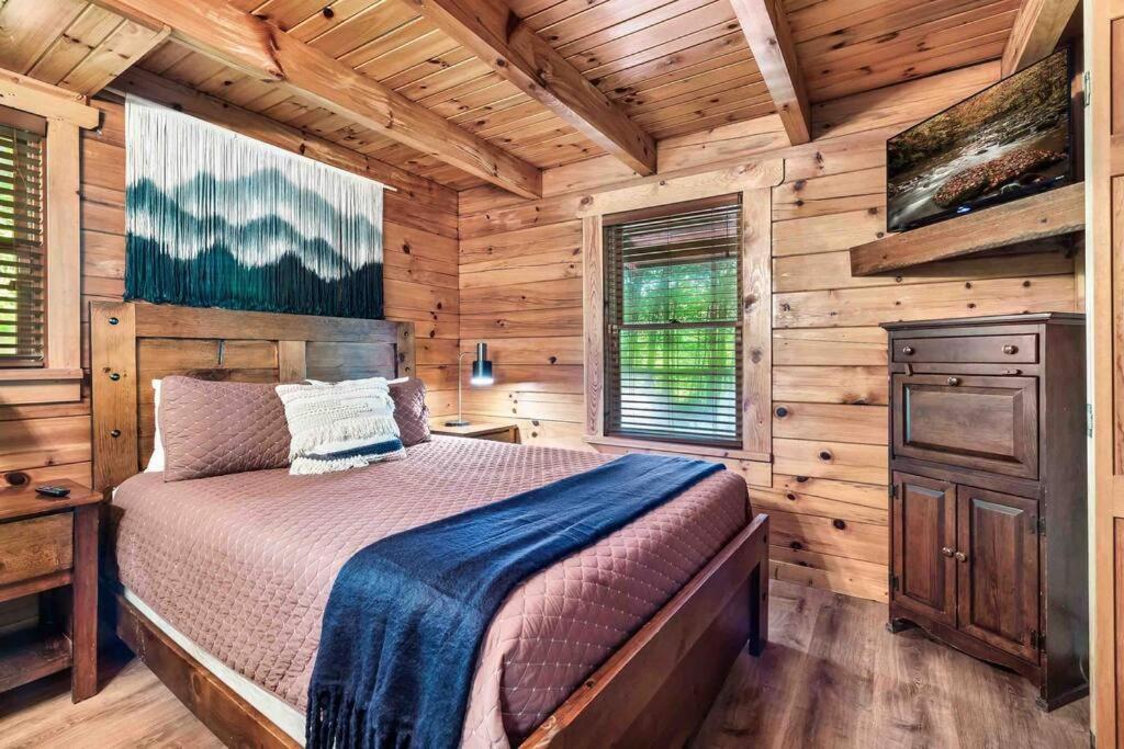 Holiday home Mountain Views,king Beds, Pet Friendly, Private Retreat *