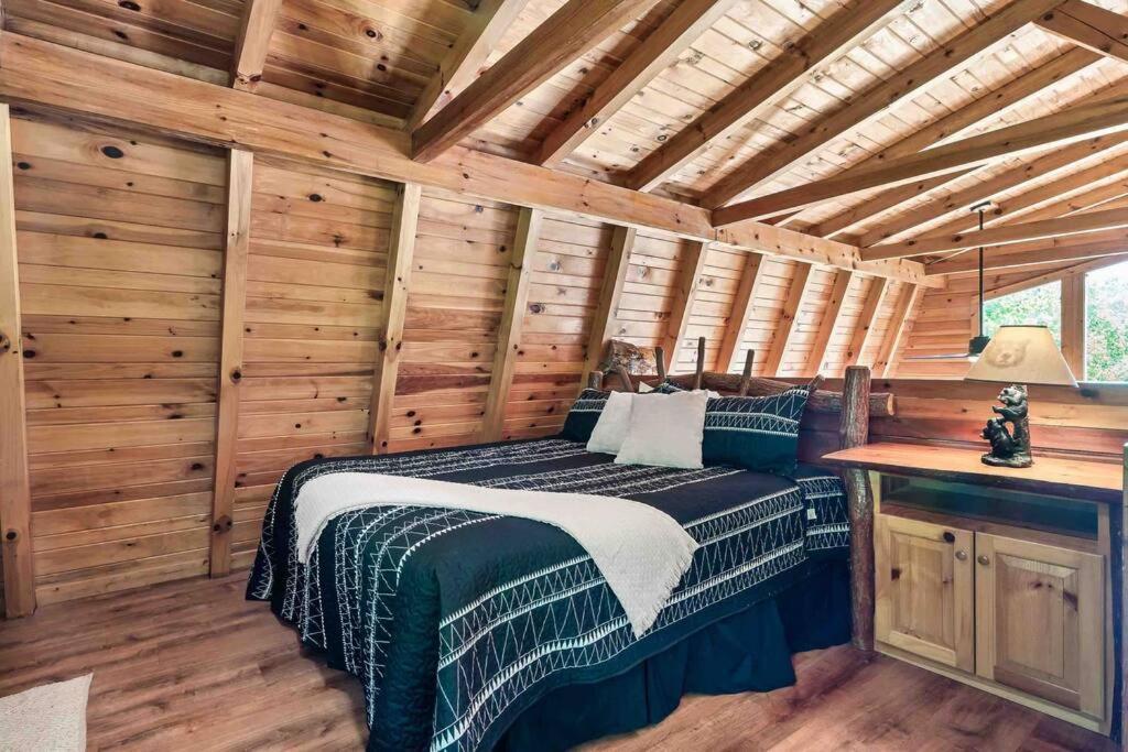 Mountain Views,king Beds, Pet Friendly, Private Retreat
