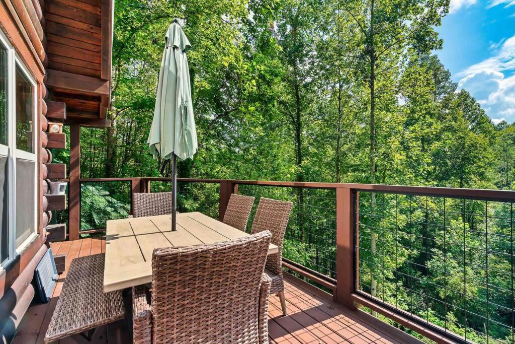 Mountain Views,king Beds, Pet Friendly, Private Retreat Holiday home *