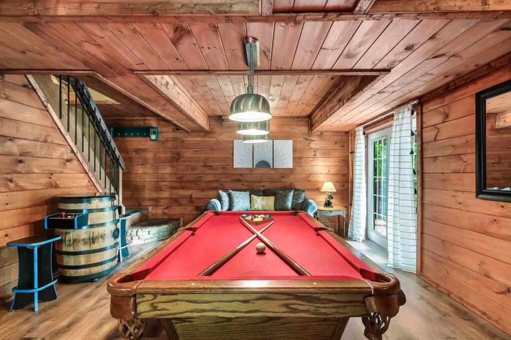 Mountain Views,king Beds, Pet Friendly, Private Retreat
