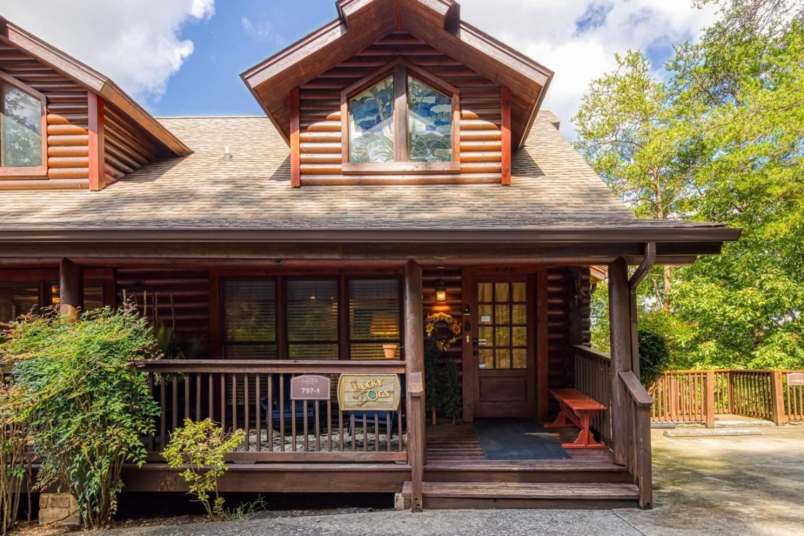 Lucky Logs #283 Holiday home Pigeon Forge