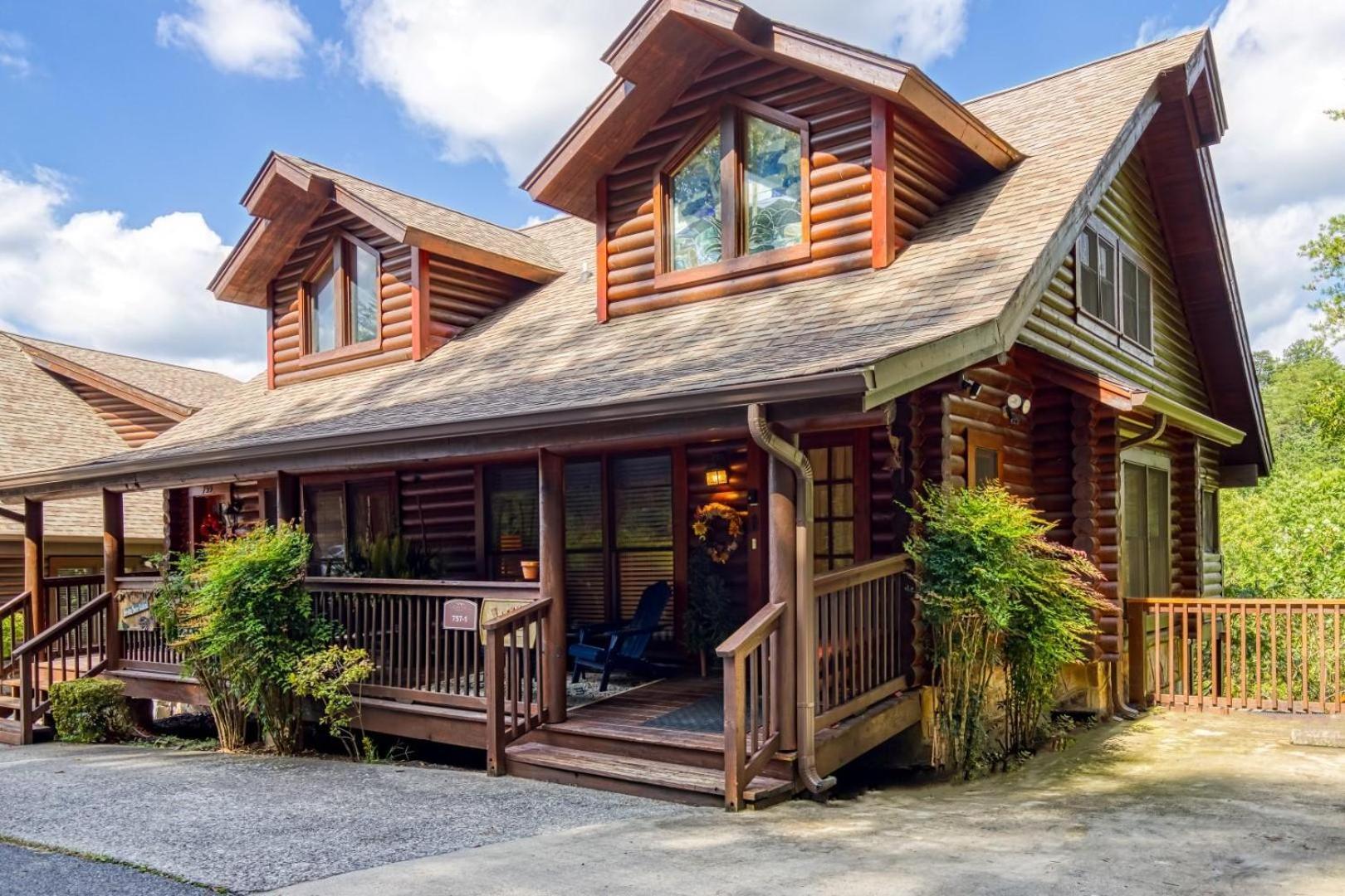 Lucky Logs #283 Holiday home