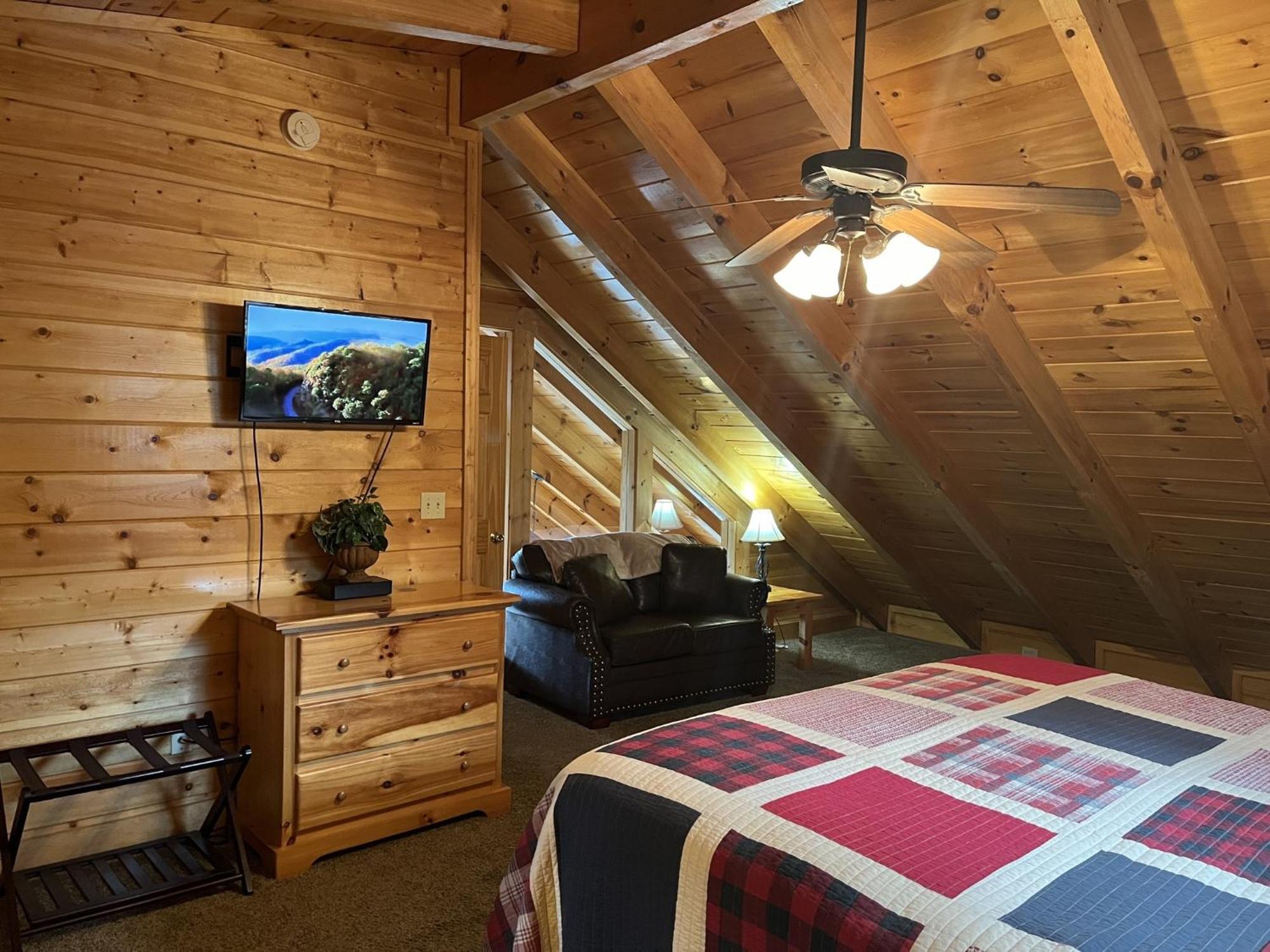 Ern860 - Cozy Bear Overlook *