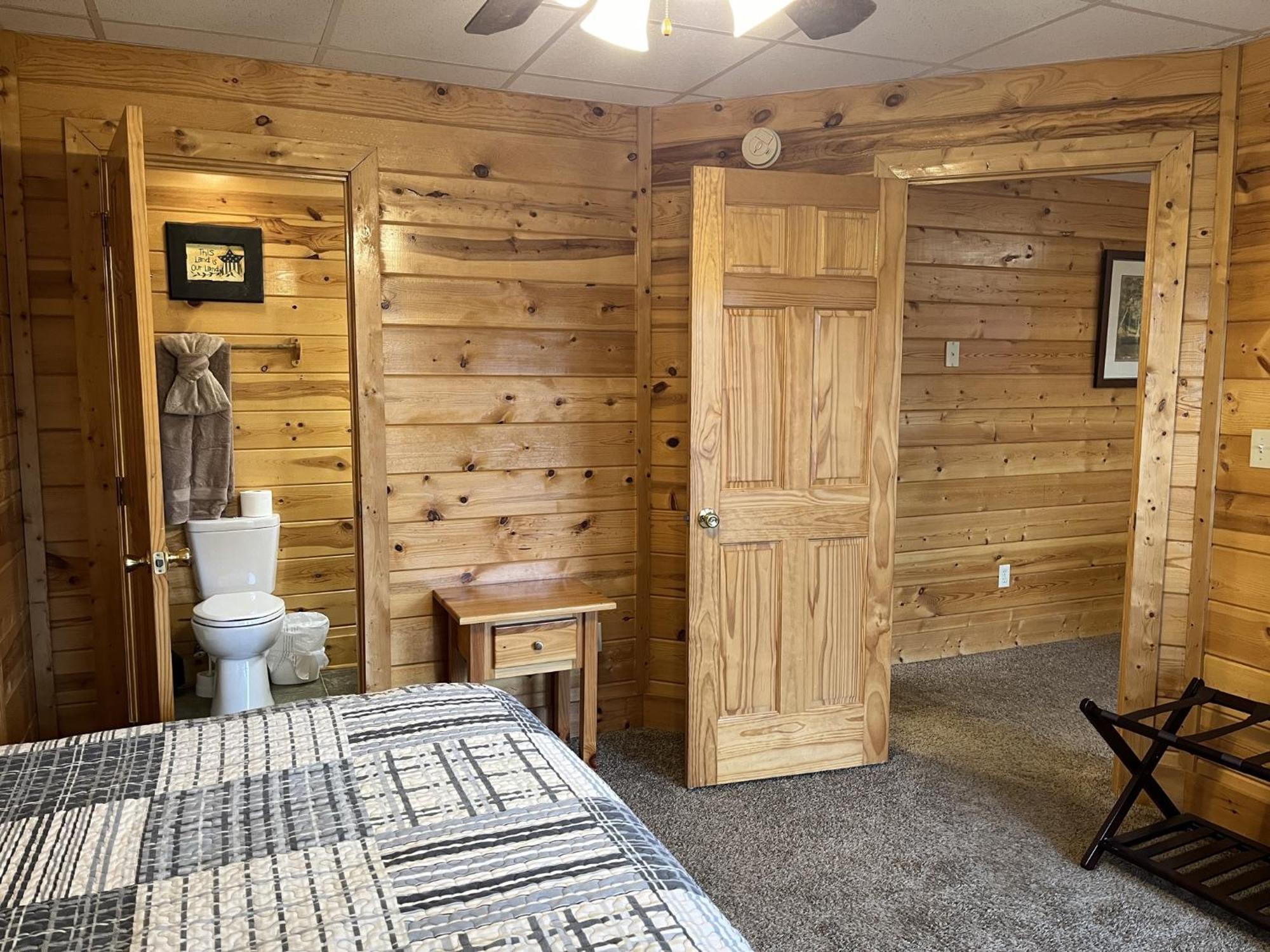 Ern860 - Cozy Bear Overlook Holiday home Pigeon Forge