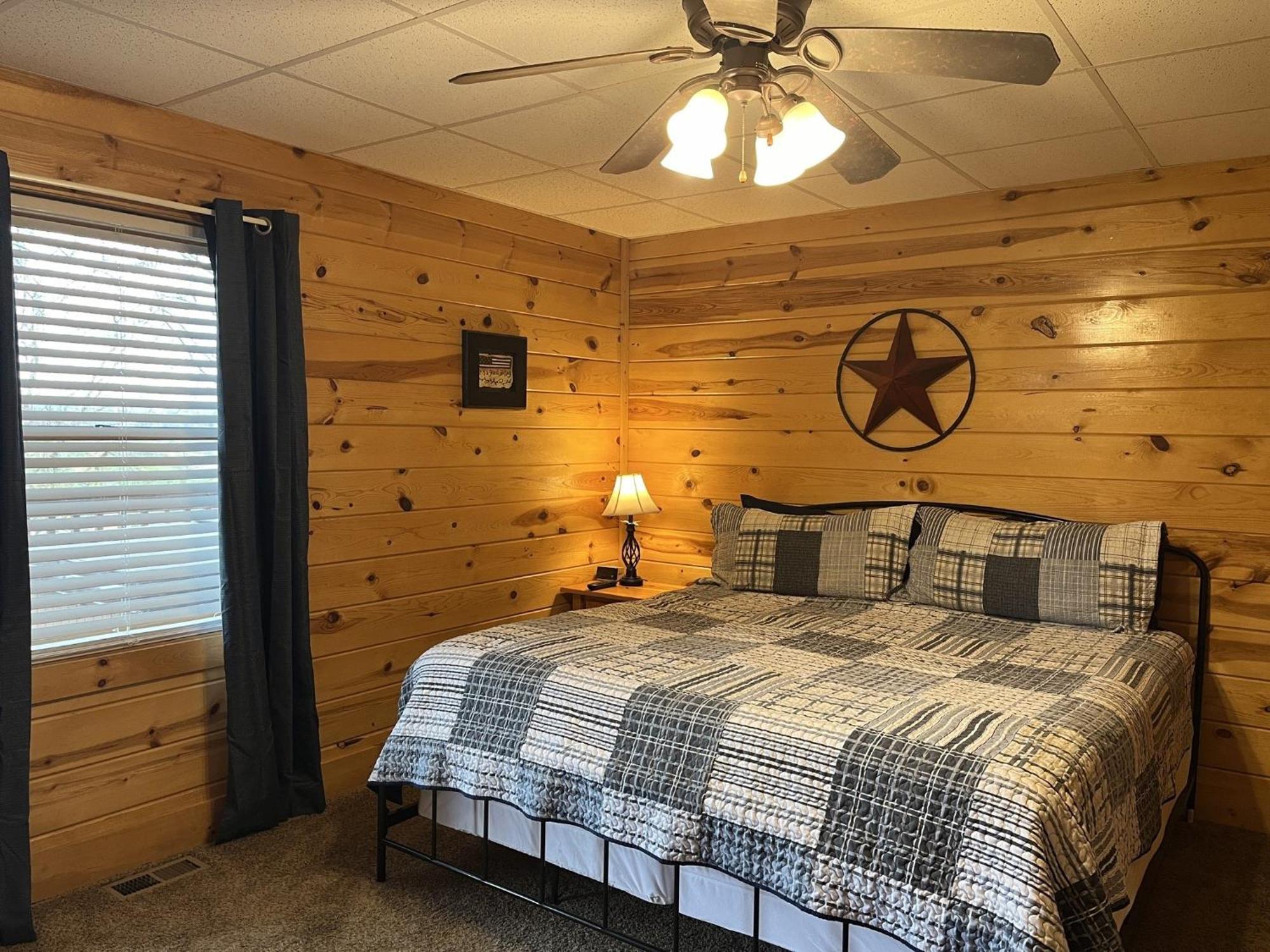 Ern860 - Cozy Bear Overlook Holiday home