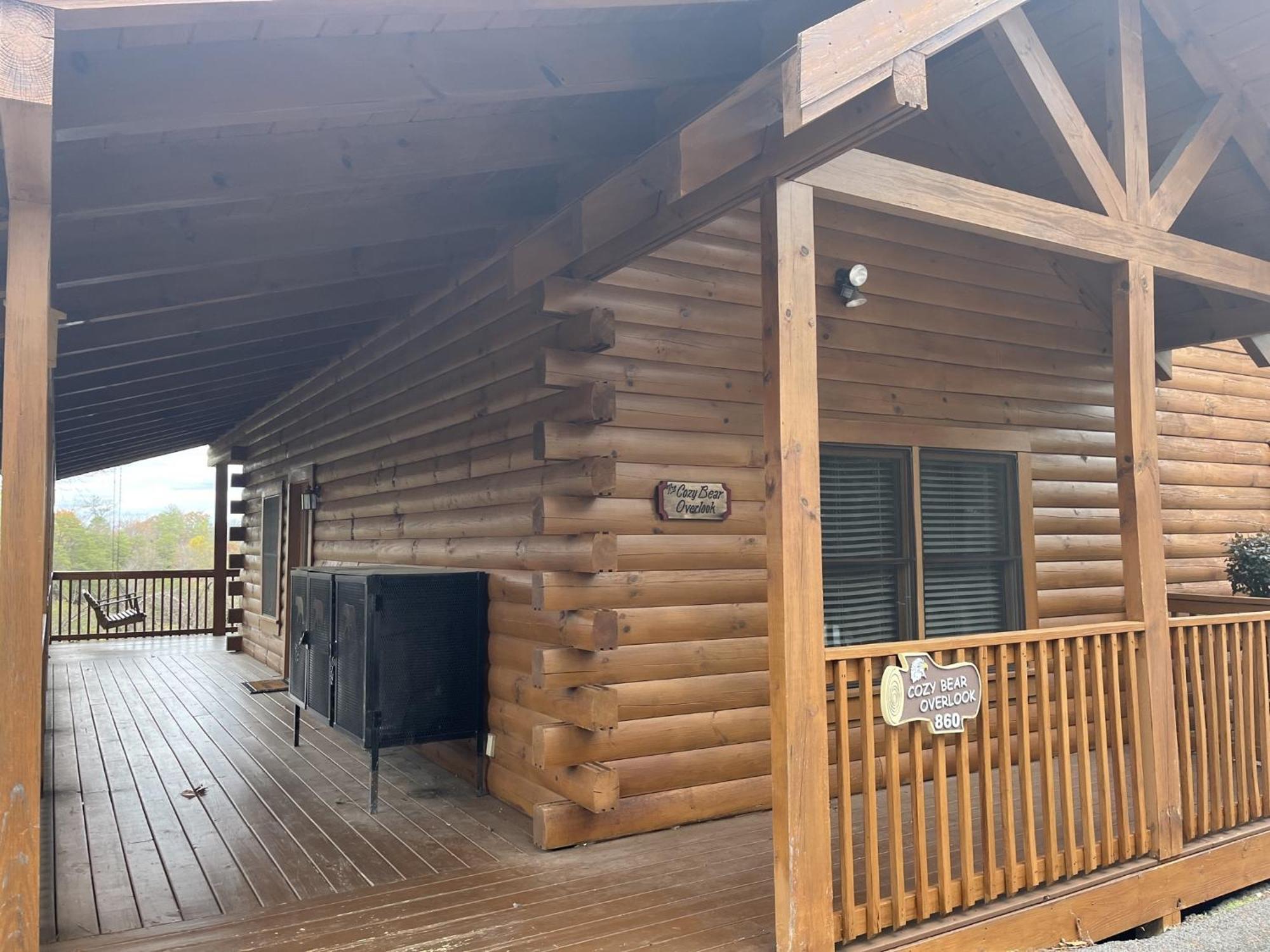 Ern860 - Cozy Bear Overlook Pigeon Forge