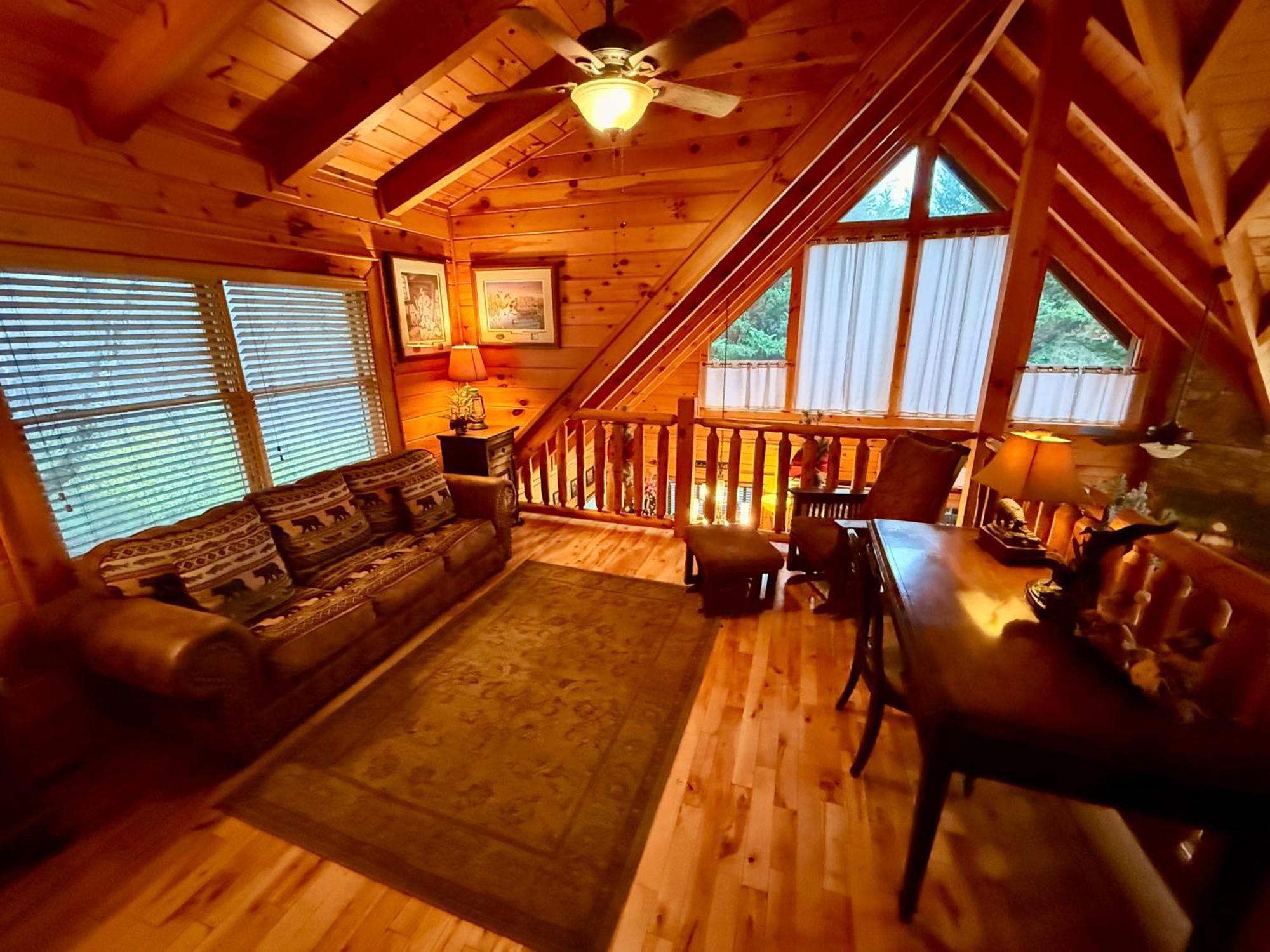 Experience Comfort And Tranquility At Mooseberry Just Minutes From Attractions Holiday home