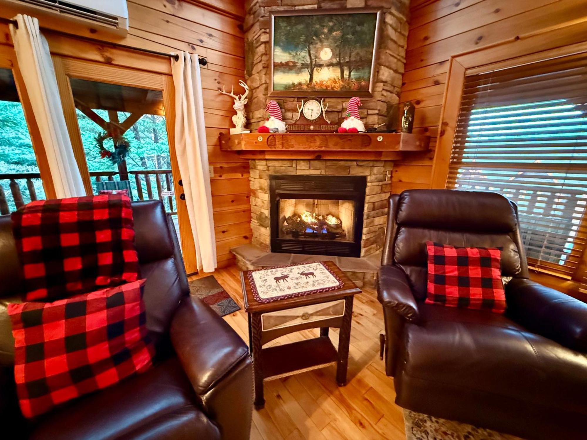 Holiday home Experience Comfort And Tranquility At Mooseberry Just Minutes From Attractions Pigeon Forge
