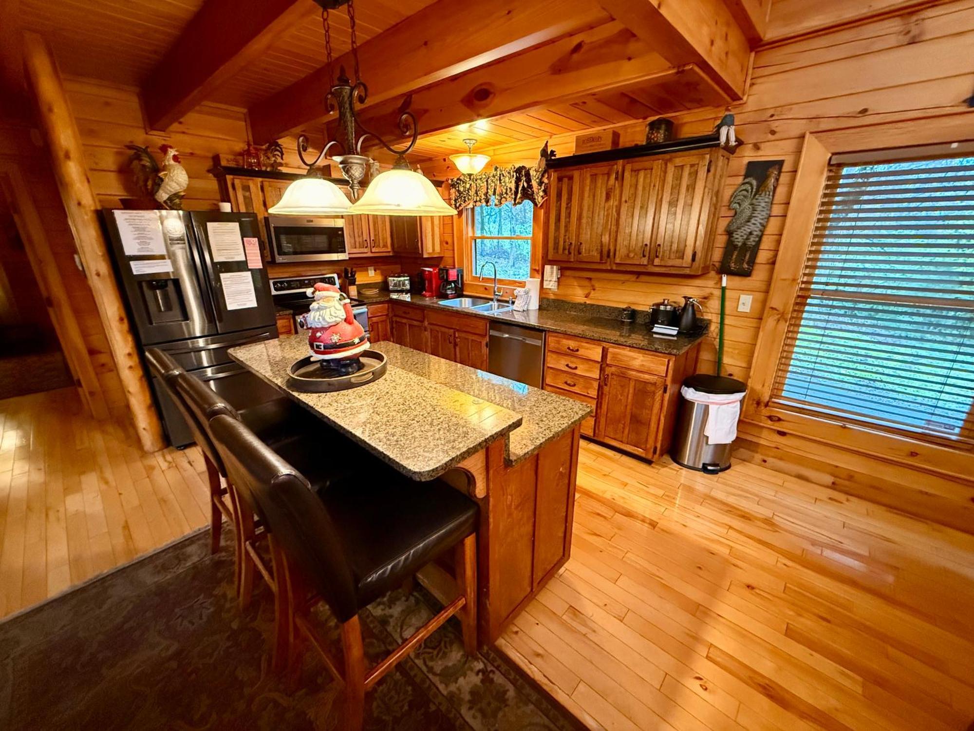 Experience Comfort And Tranquility At Mooseberry Just Minutes From Attractions Holiday home Pigeon Forge