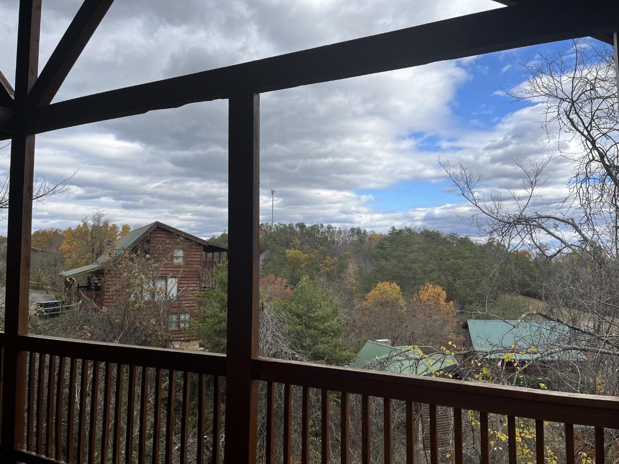 Ern860 - Cozy Bear Overlook * Pigeon Forge