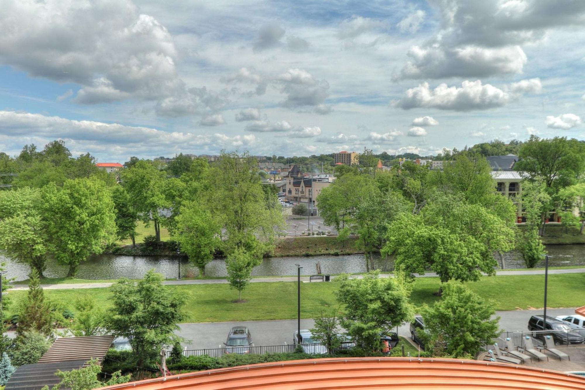 Hotel Courtyard By Marriott Pigeon Forge 3*
