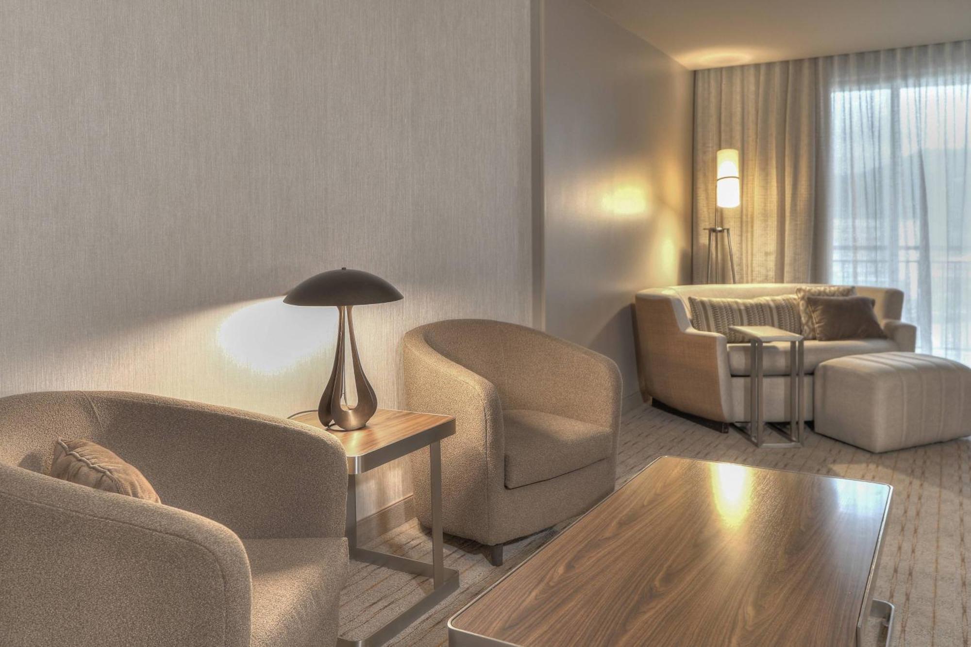 Courtyard By Marriott Pigeon Forge Hotel Pigeon Forge