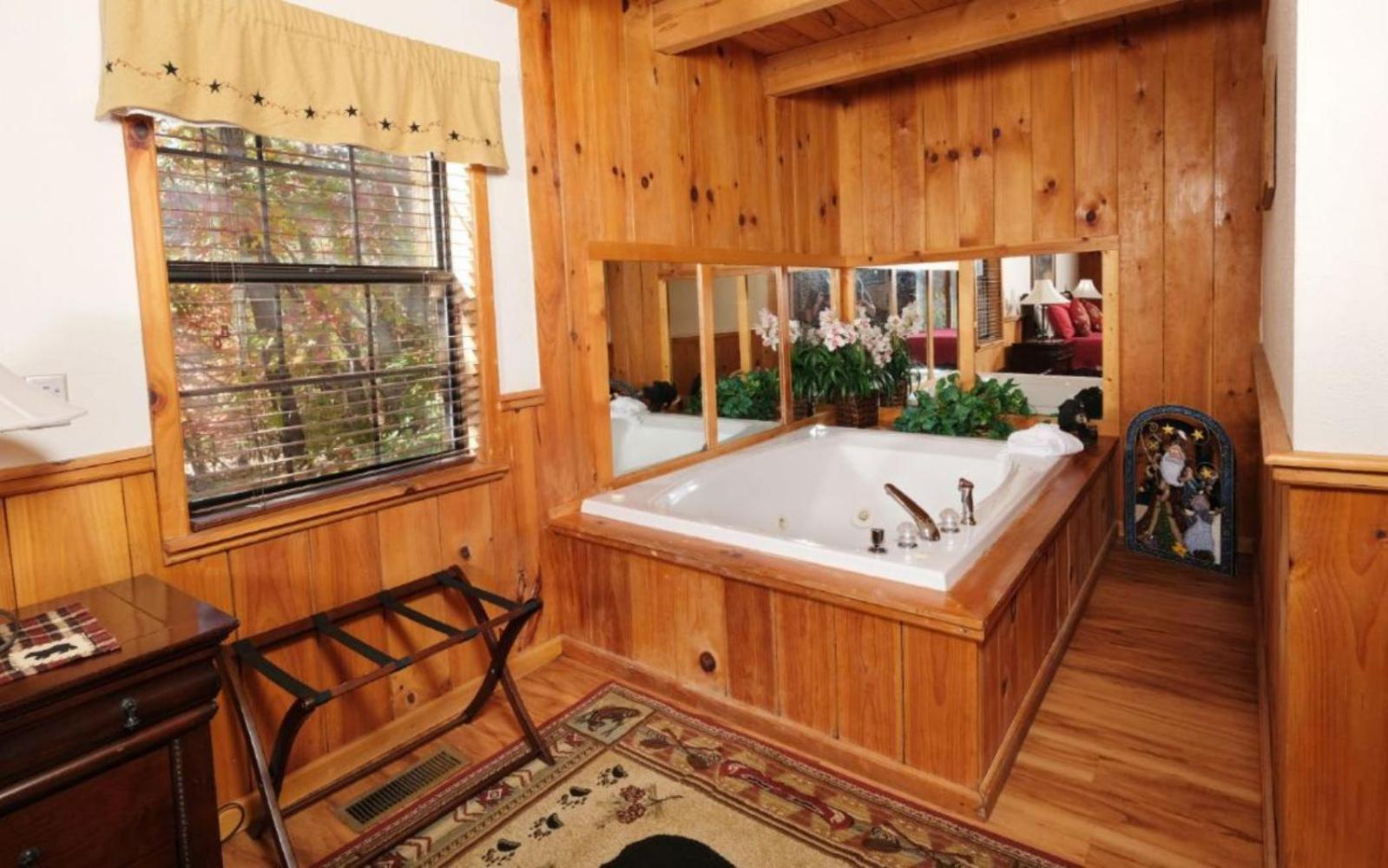 Bella Vista Pigeon Forge