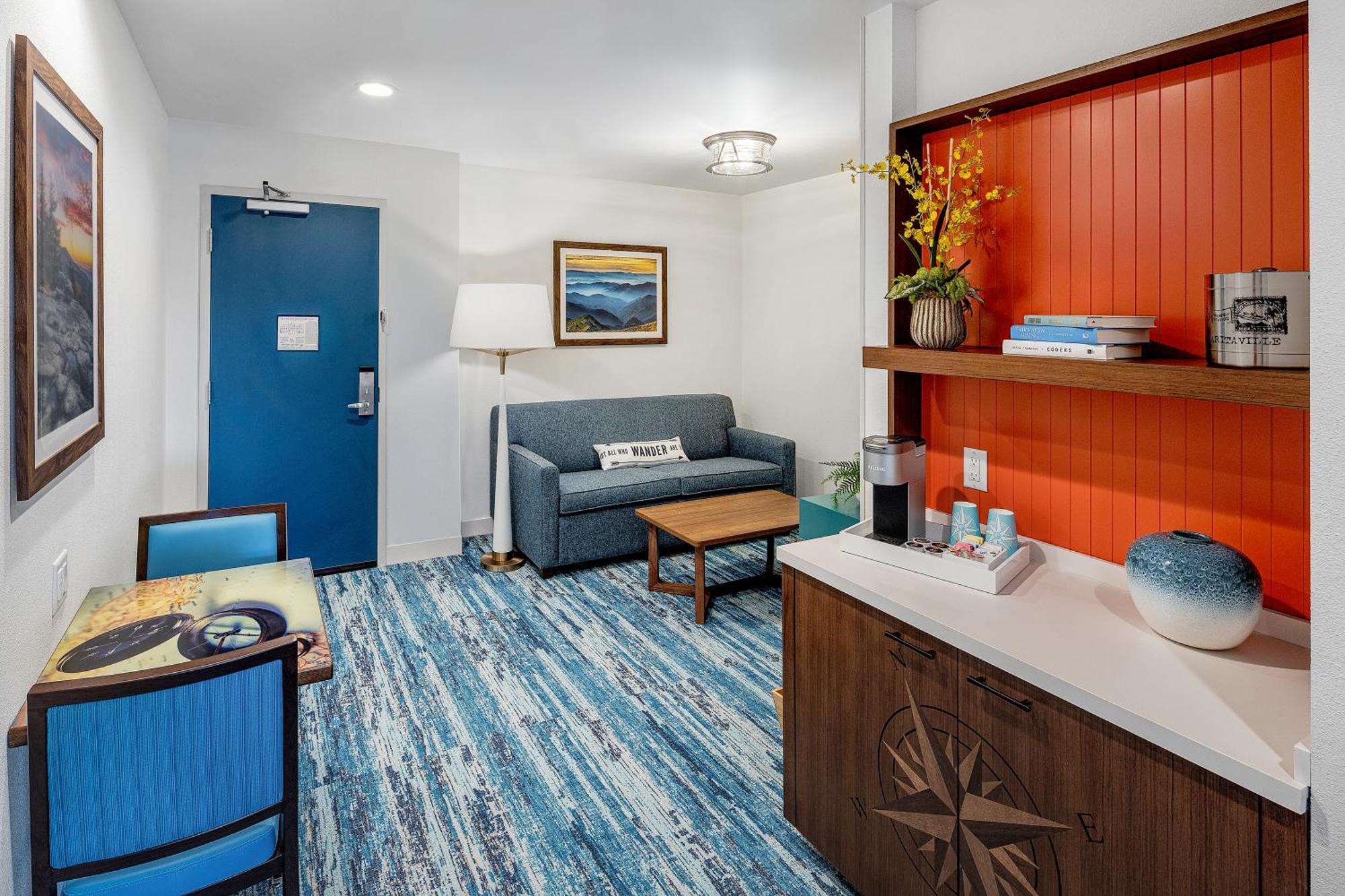 Hotel Compass By Margaritaville 3*