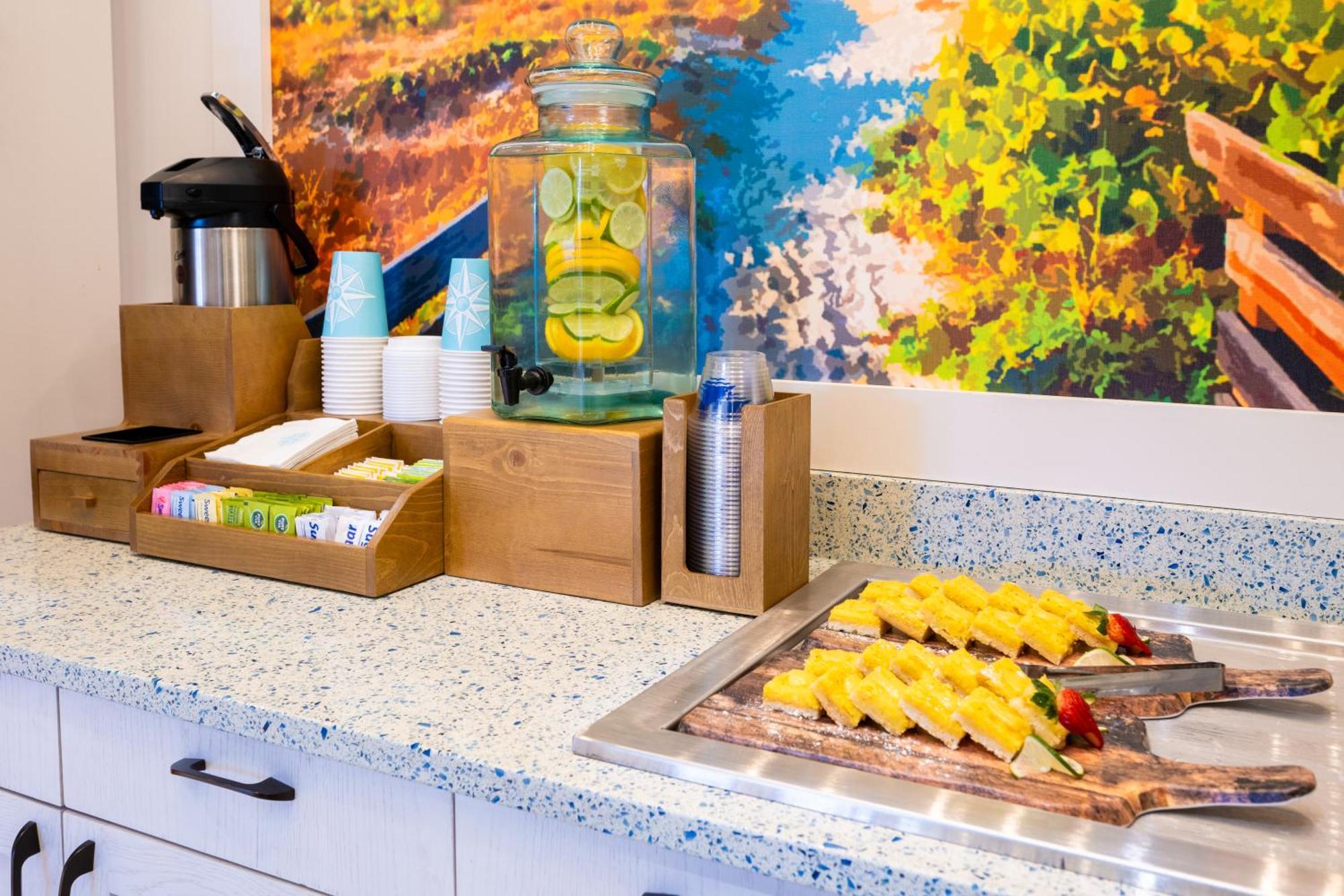 Compass By Margaritaville Hotel 3*