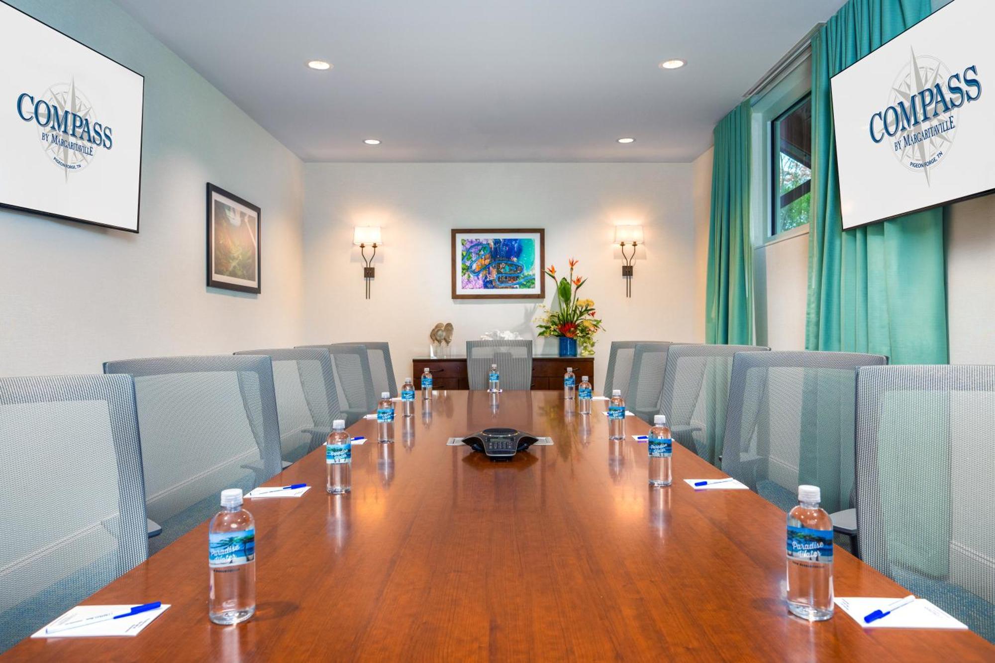 Compass By Margaritaville Hotel 3*