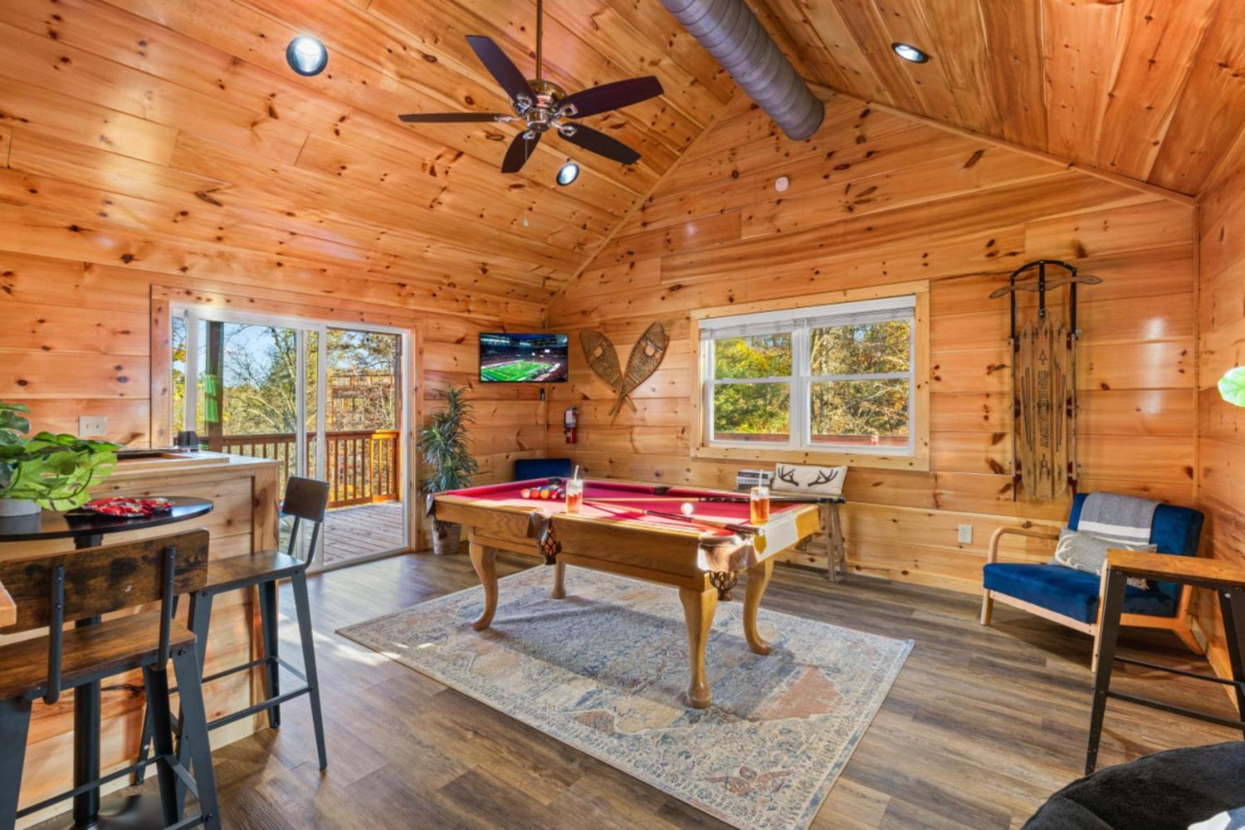 Holiday home Dollywood Delights By Ghosal Luxury