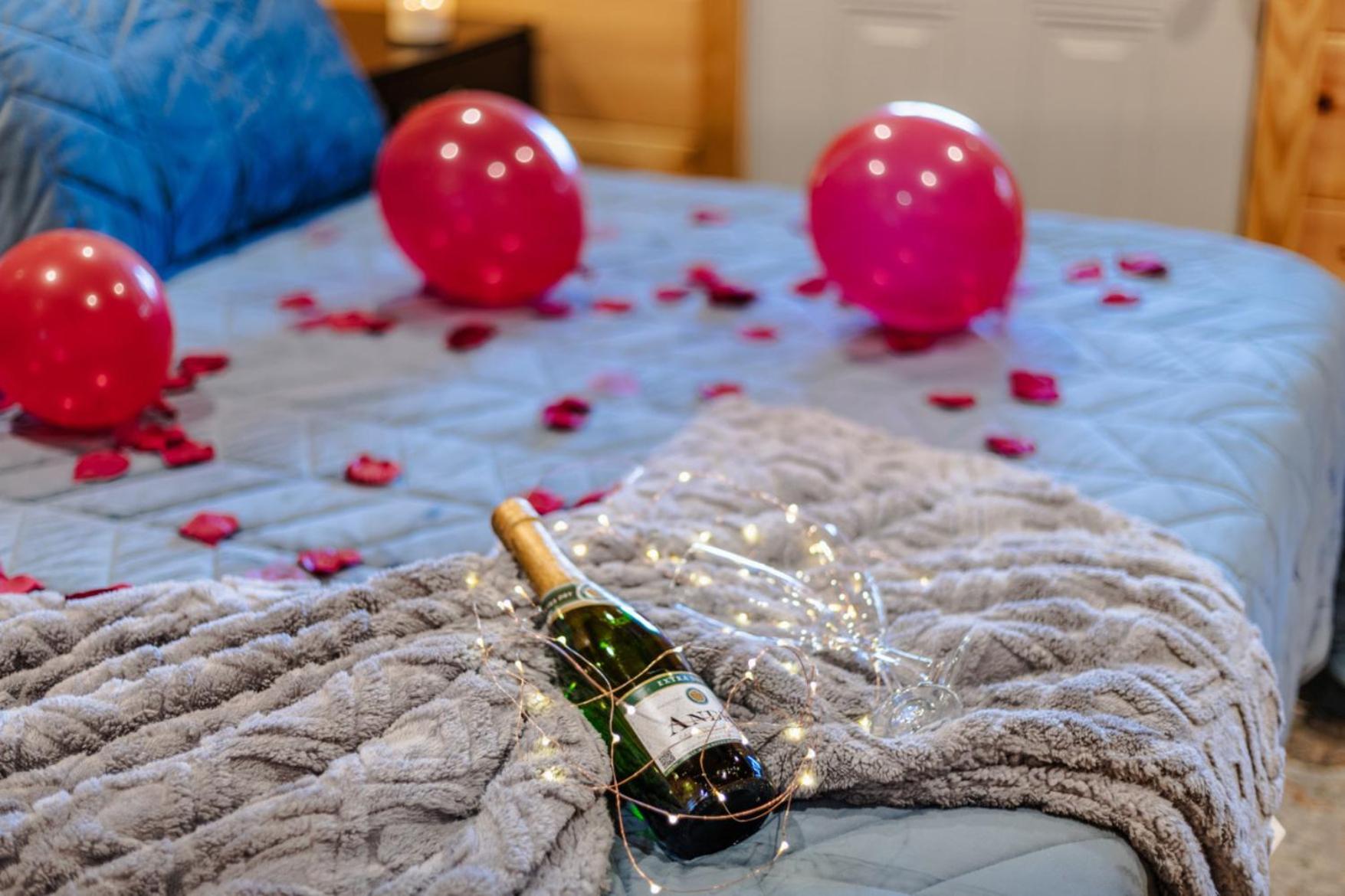 Holiday home Dollywood Delights By Ghosal Luxury *