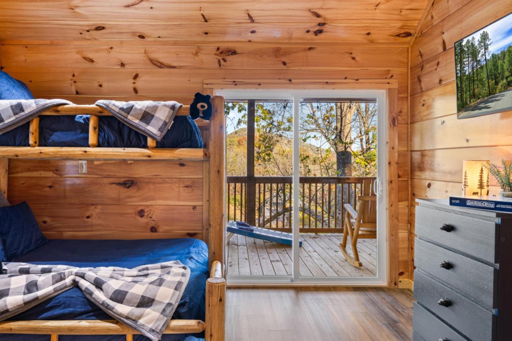 Holiday home Dollywood Delights By Ghosal Luxury