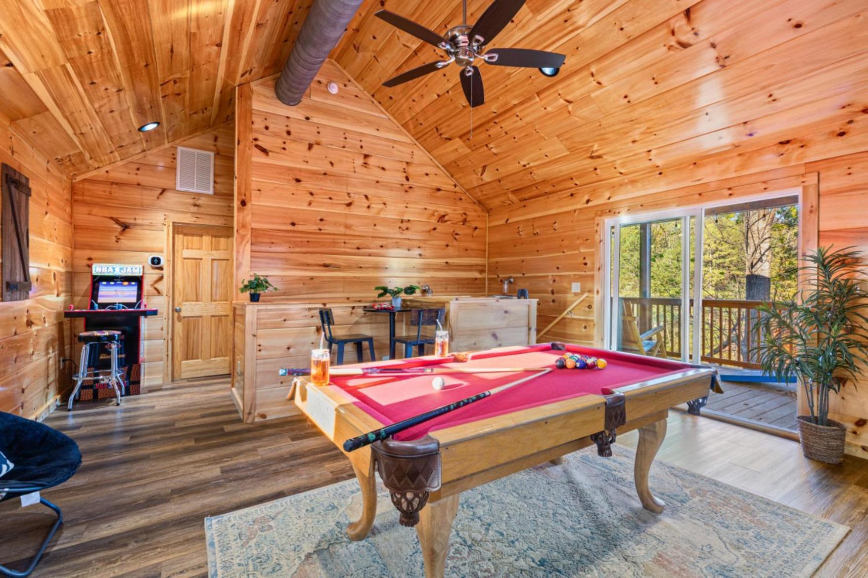 Dollywood Delights By Ghosal Luxury Holiday home Pigeon Forge