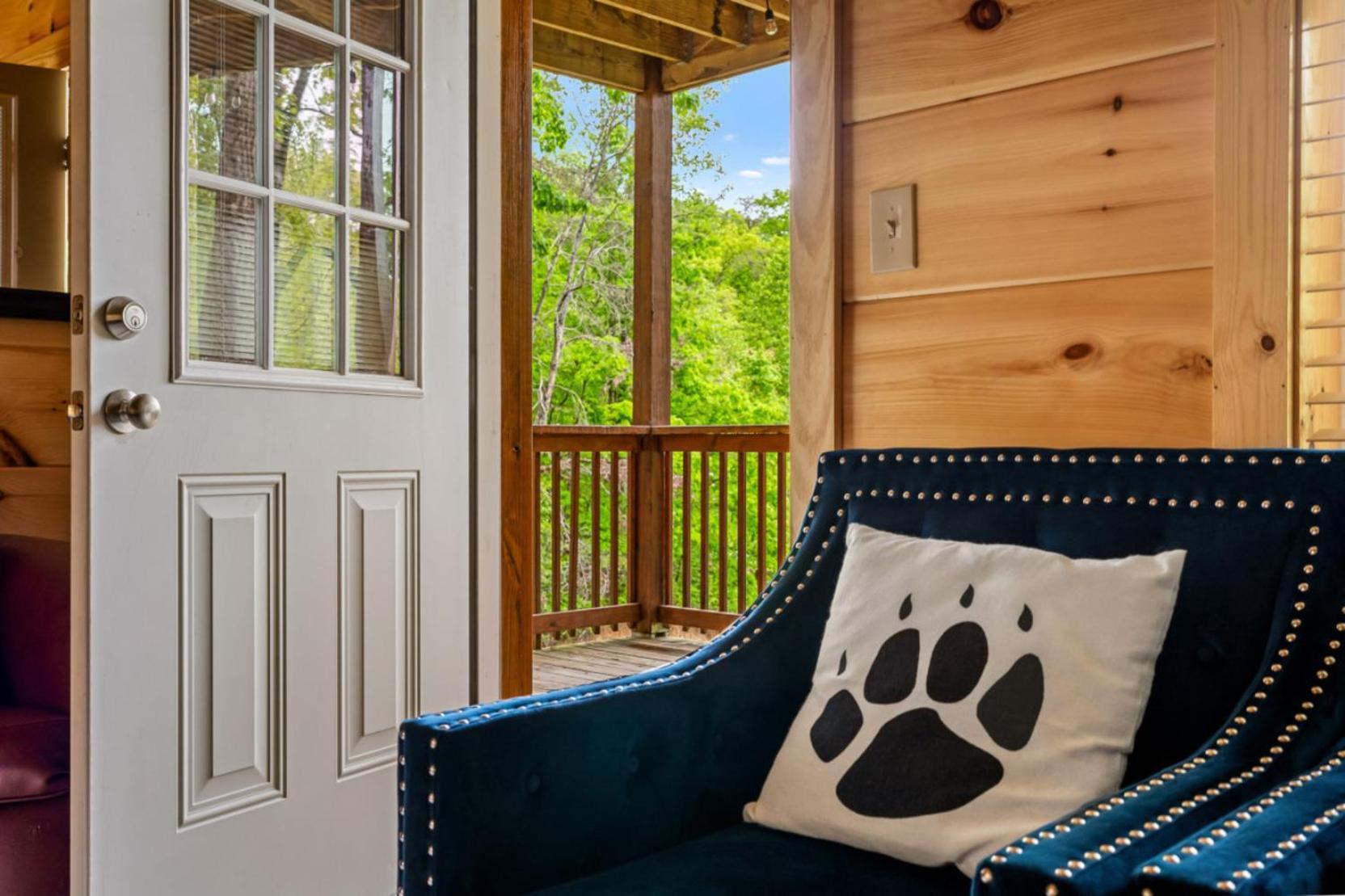 Dollywood Delights By Ghosal Luxury Holiday home *