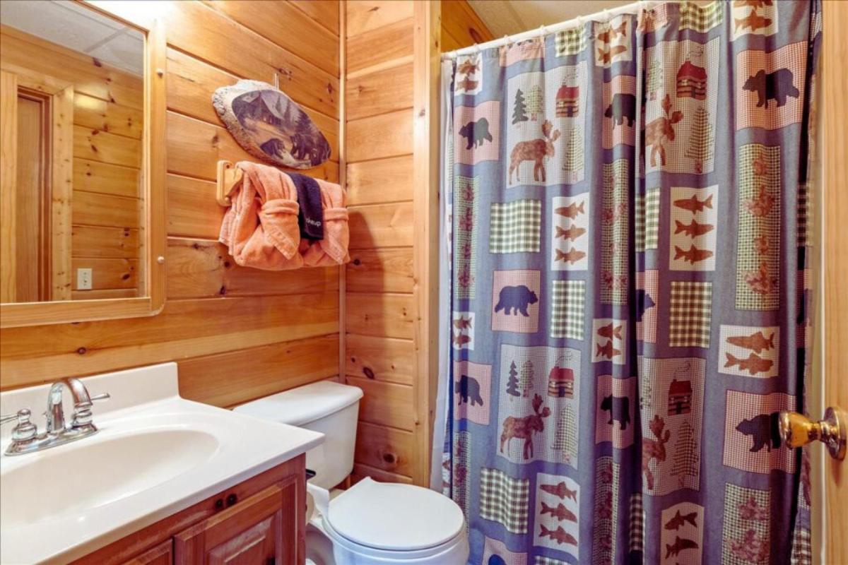 Holiday home Backwoods Secluded Escape For 8 Guests Pigeon Forge