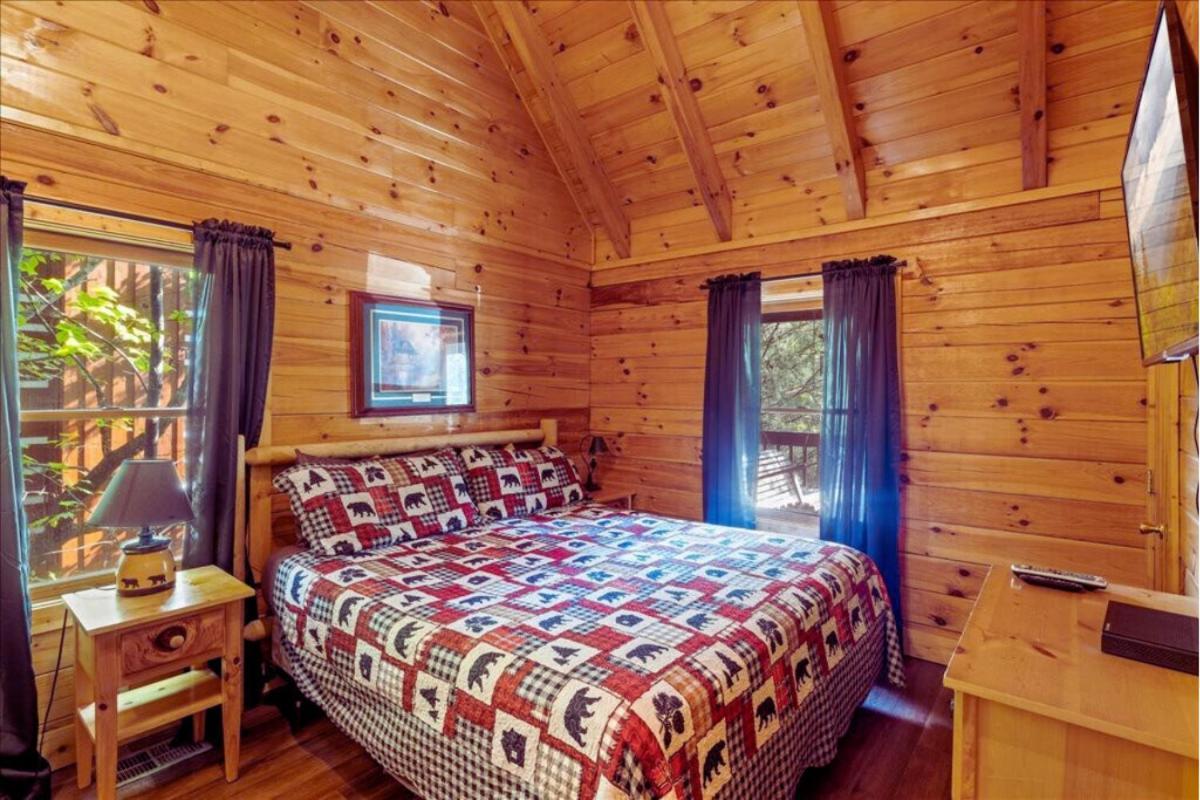 Backwoods Secluded Escape For 8 Guests Holiday home
