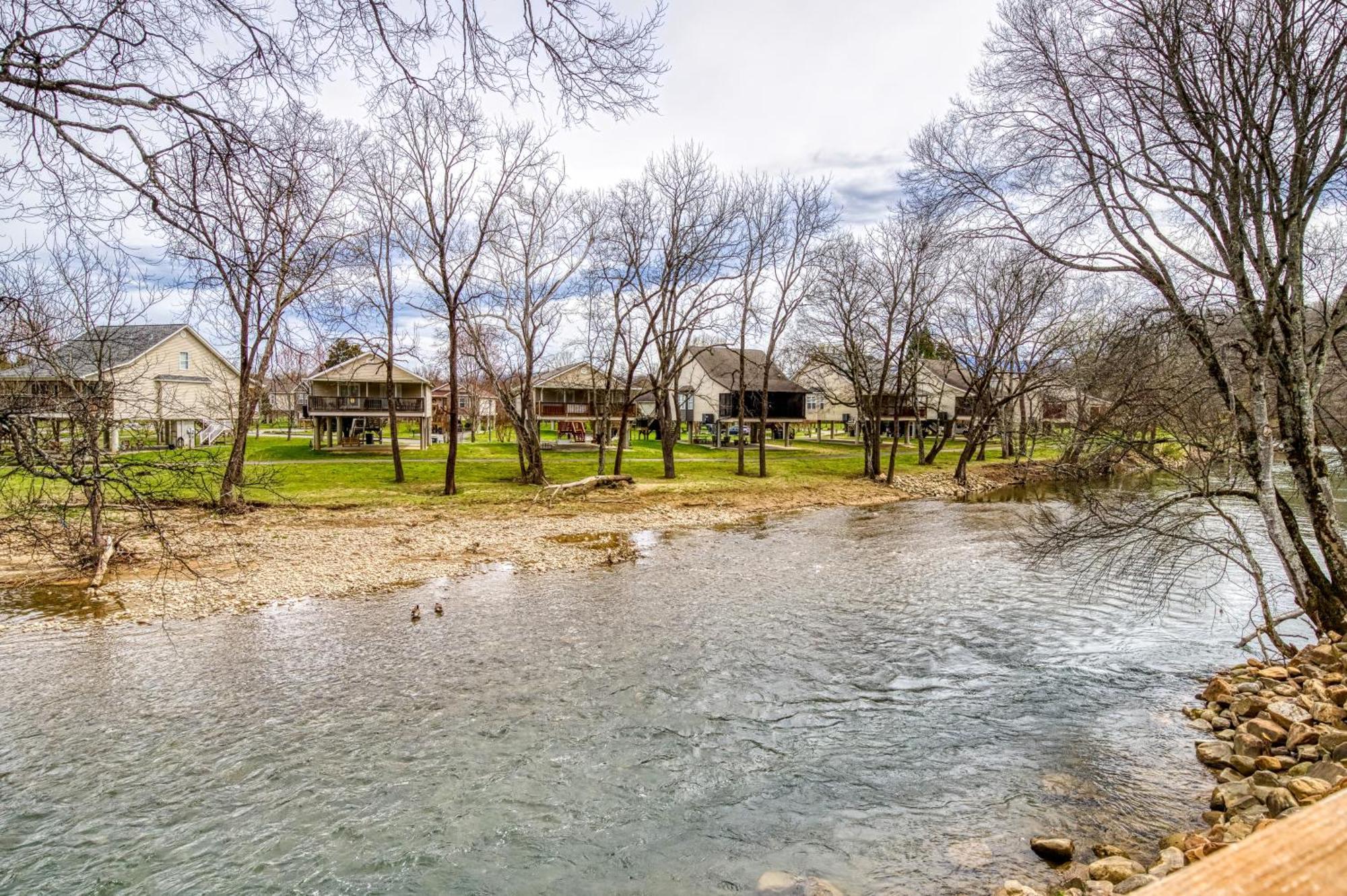 River Falls Holiday home