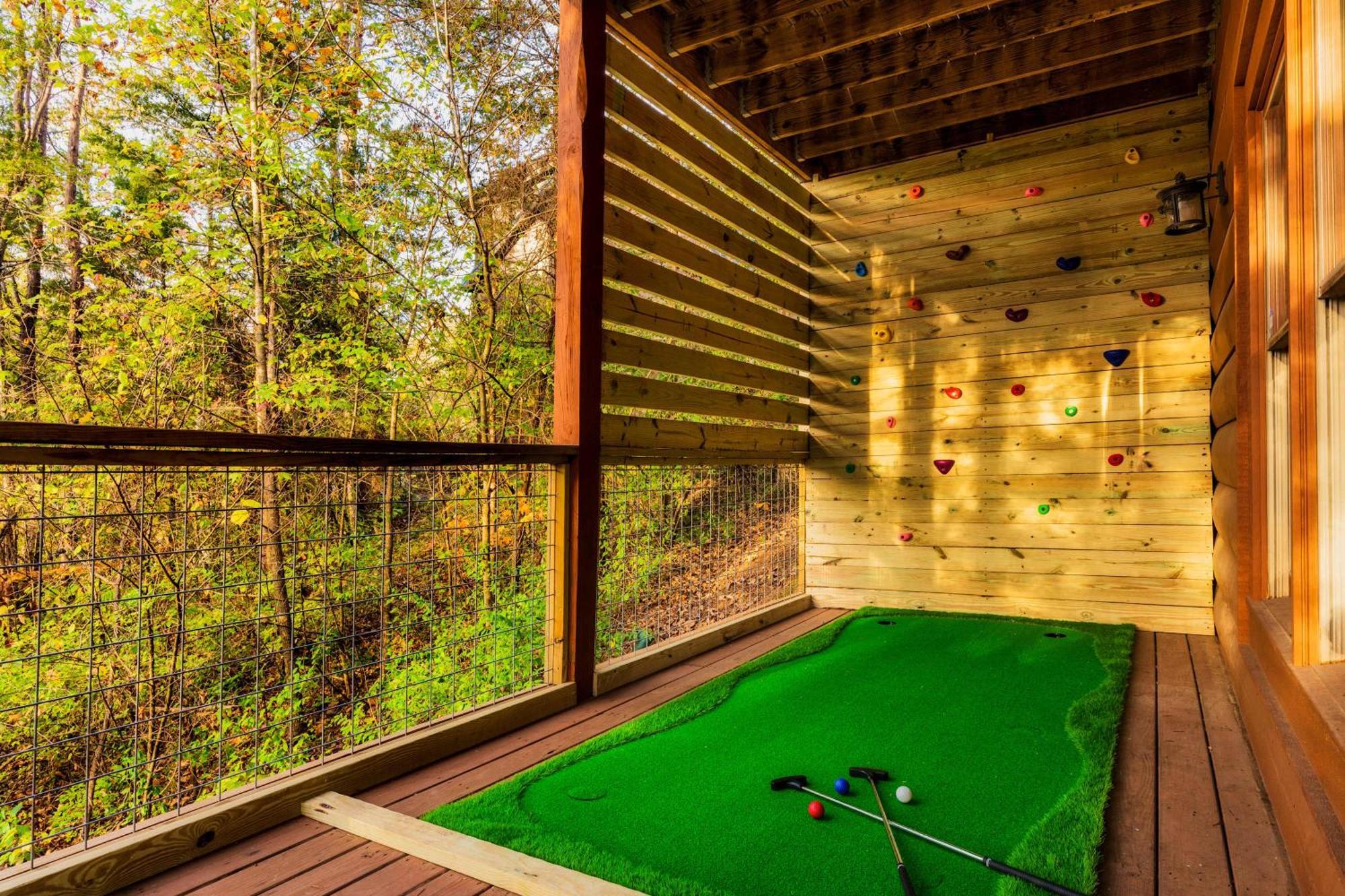 Family Haven By Dollywood - Hot Tub - Game Pigeon Forge
