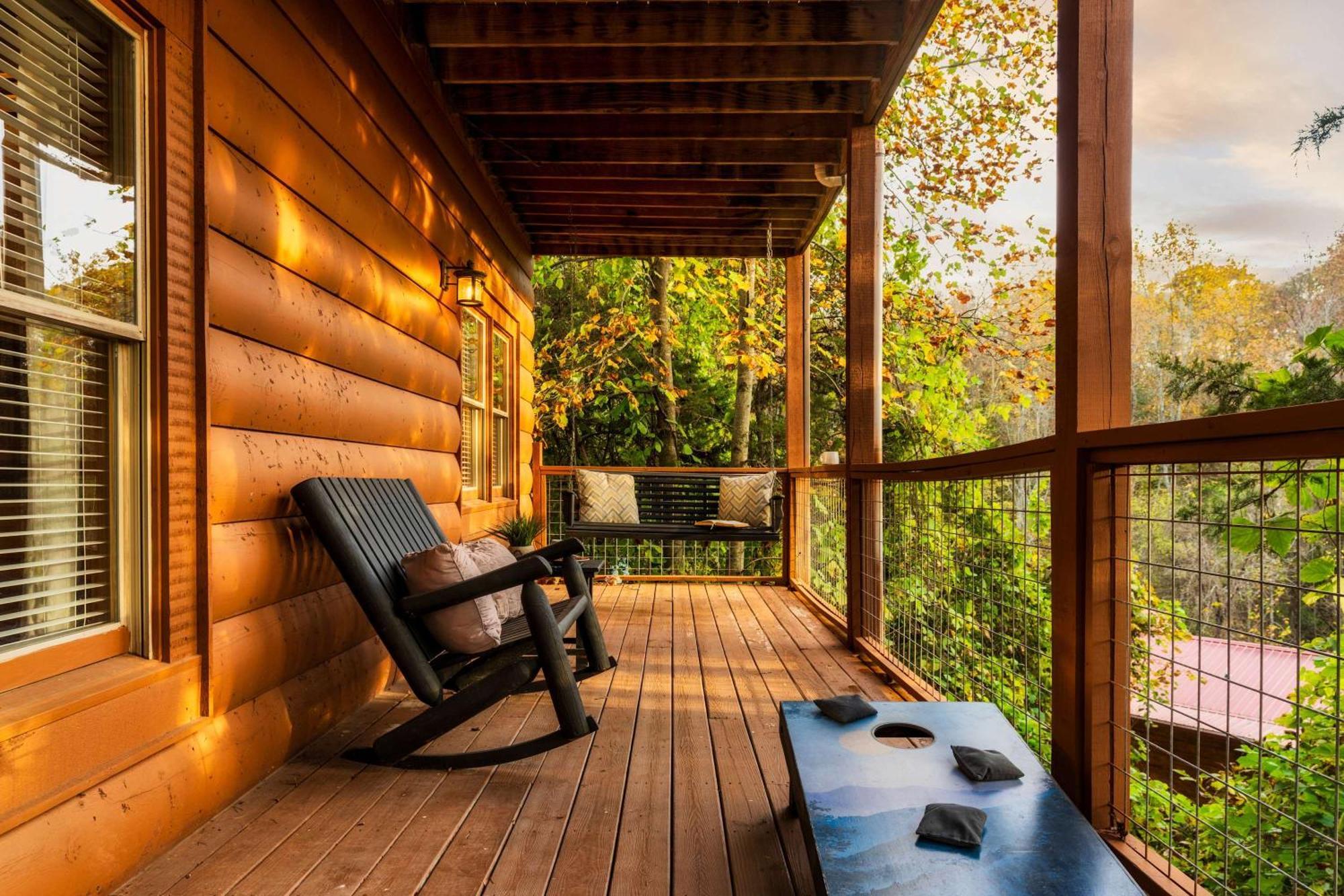 Family Haven By Dollywood - Hot Tub - Game * Pigeon Forge