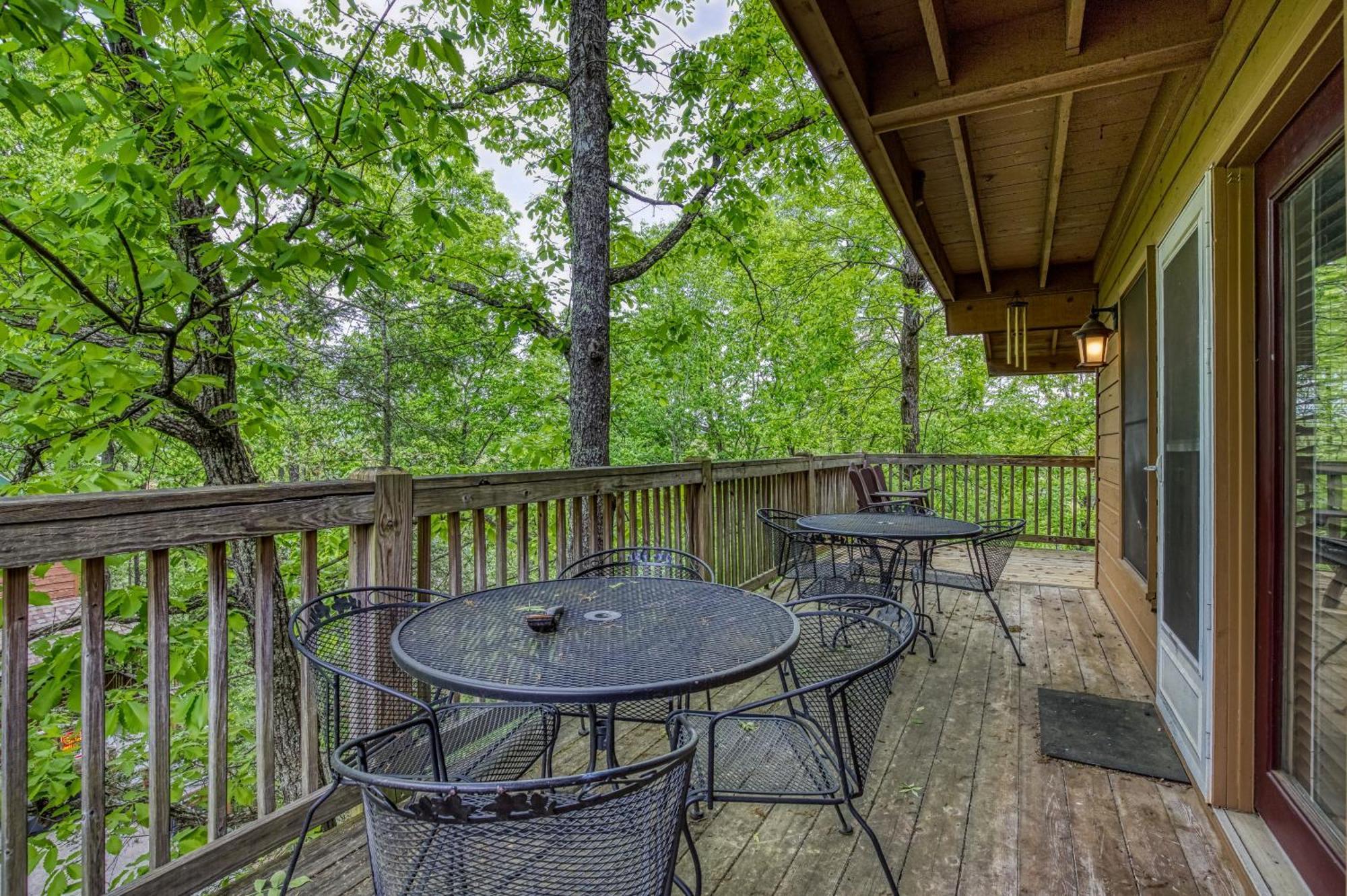 Mountain Side Pigeon Forge