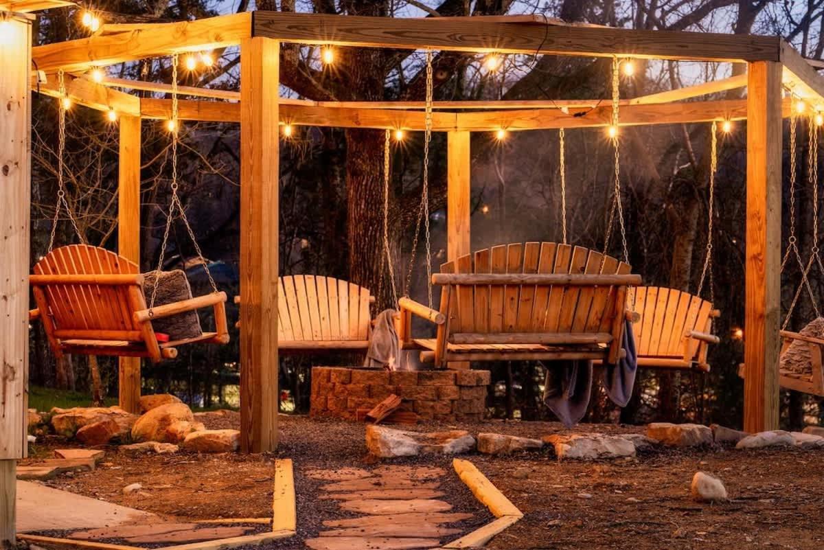 Fun Heated Pool - Walk To Parkway Holiday home Pigeon Forge