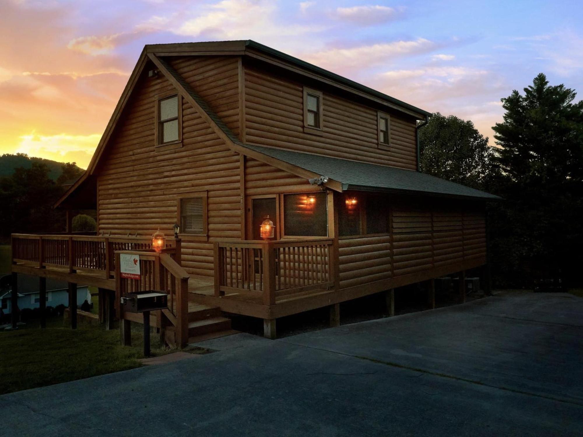 Smoky Peak Retreat Pigeon Forge