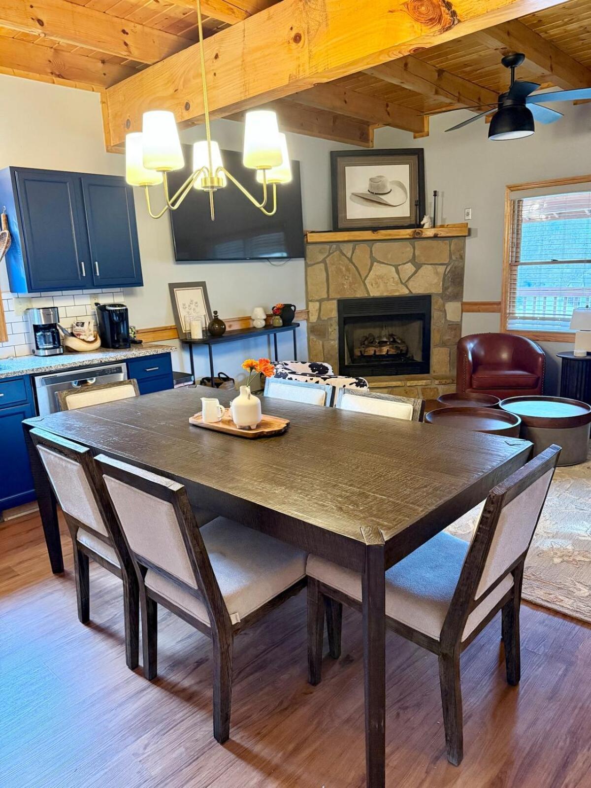 Smoky Peak Retreat Pigeon Forge