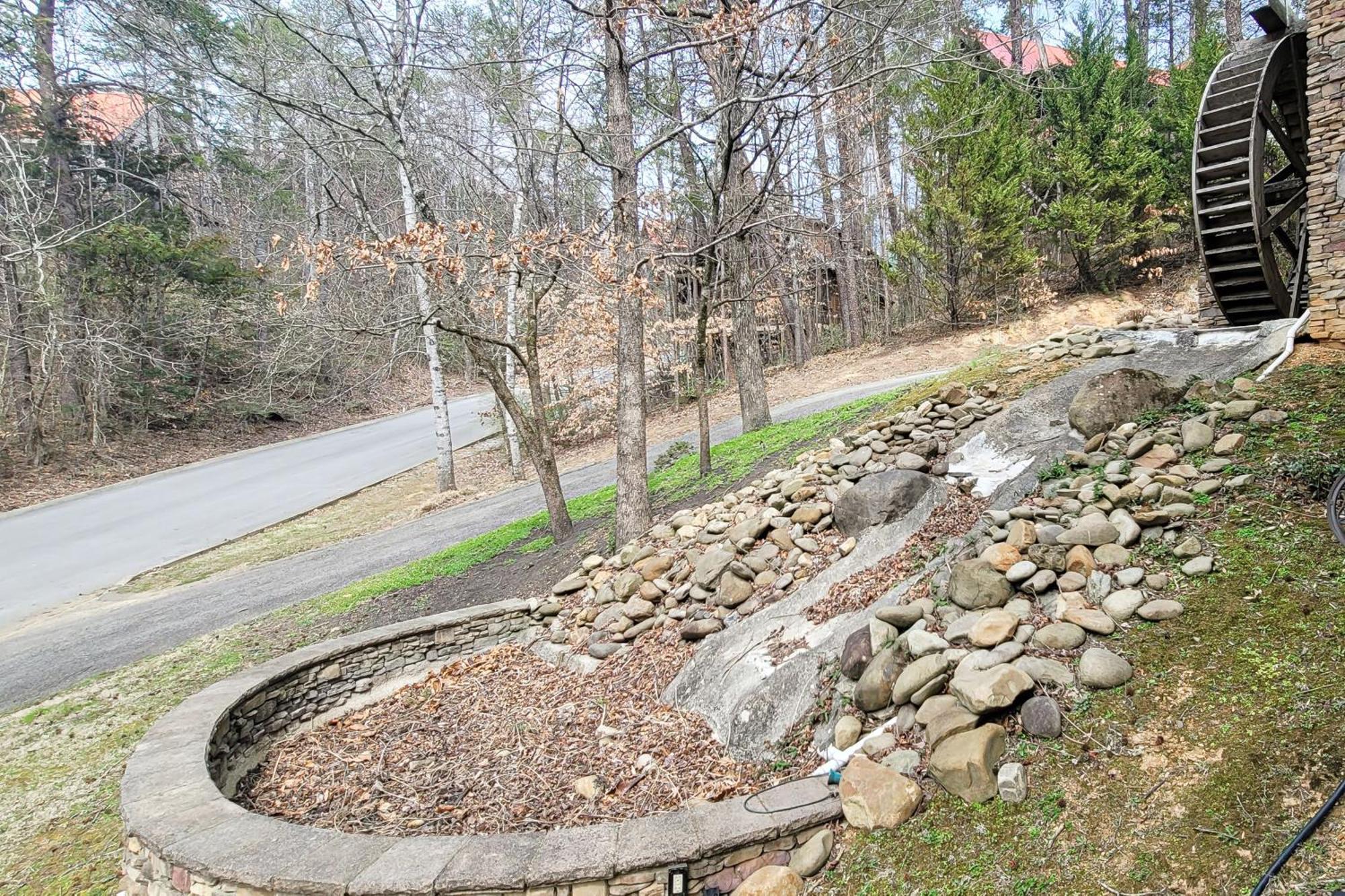 Cliffords Mill * Pigeon Forge