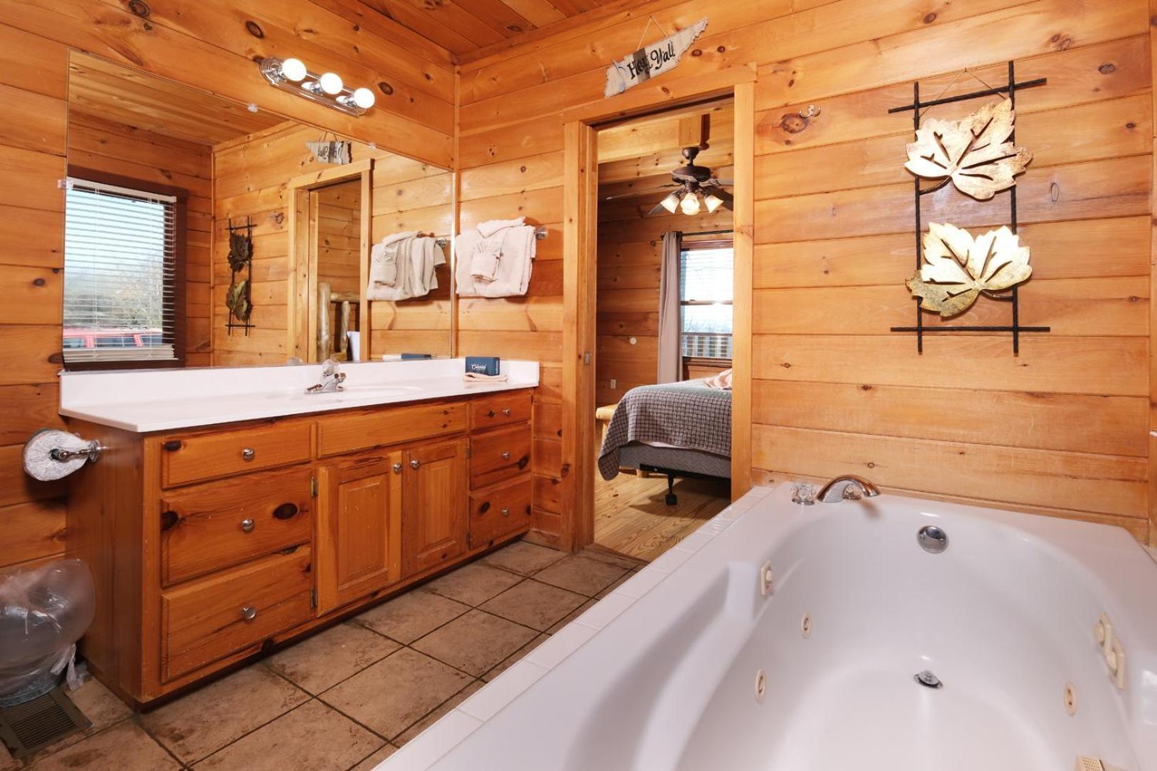 5br Sleeps 20 Putt Putt Gameroom Hot Tub Free Attraction Tickets Holiday home *