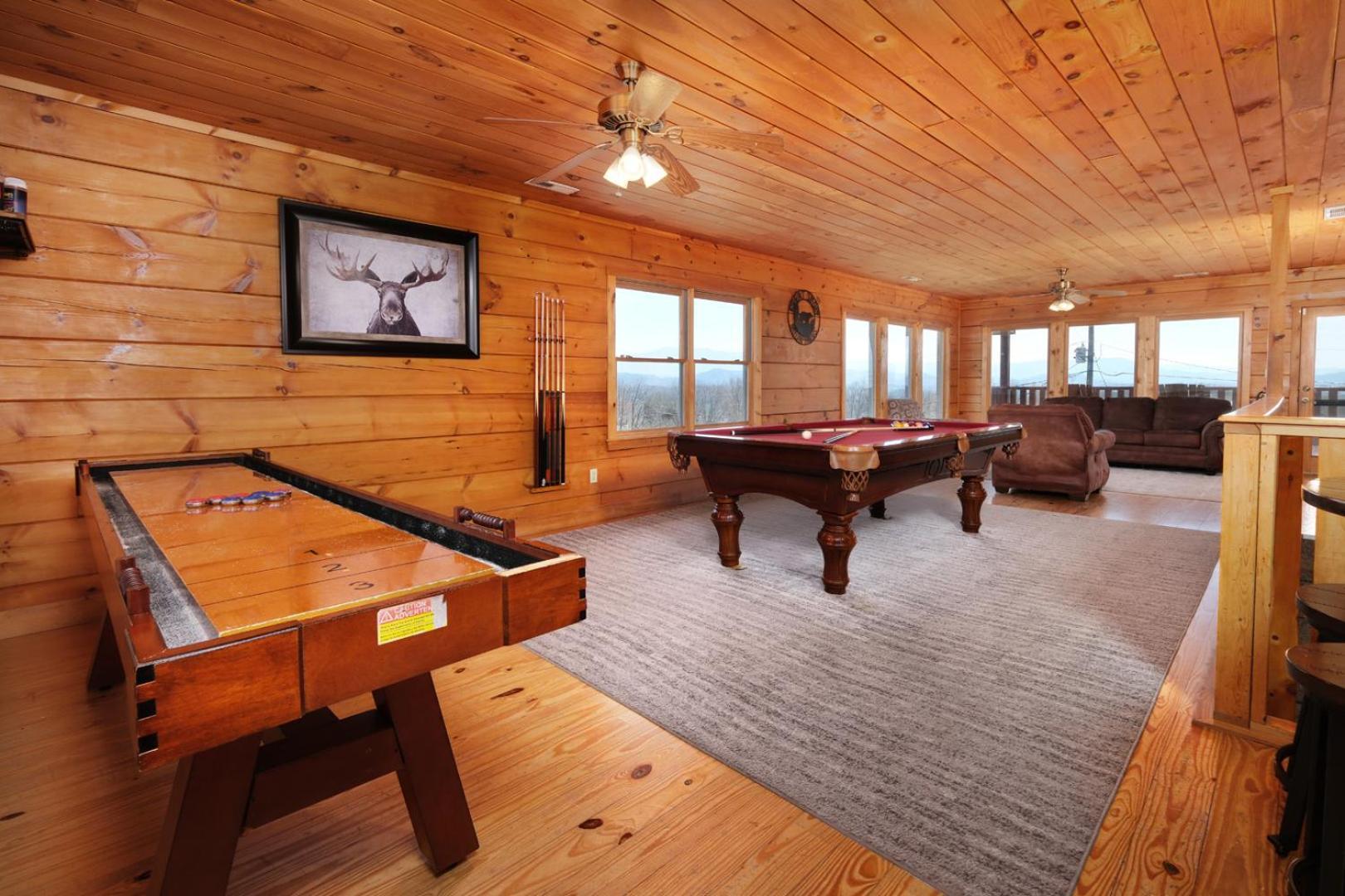 5br Sleeps 20 Putt Putt Gameroom Hot Tub Free Attraction Tickets Pigeon Forge