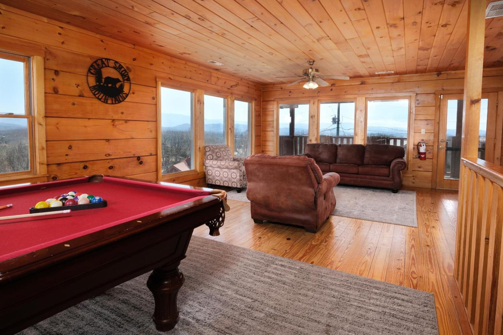 Holiday home 5br Sleeps 20 Putt Putt Gameroom Hot Tub Free Attraction Tickets