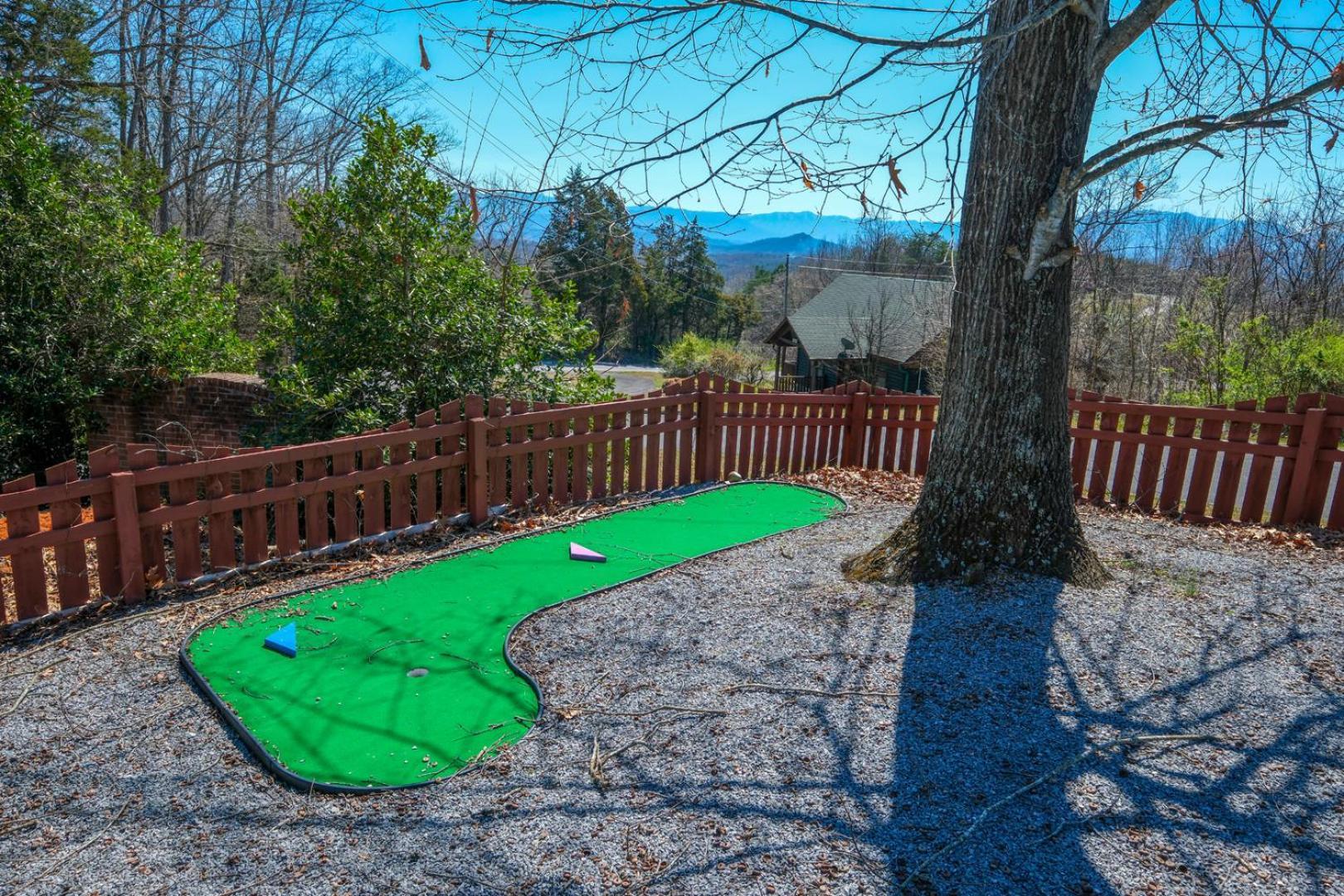 5br Sleeps 20 Putt Putt Gameroom Hot Tub Free Attraction Tickets * Pigeon Forge
