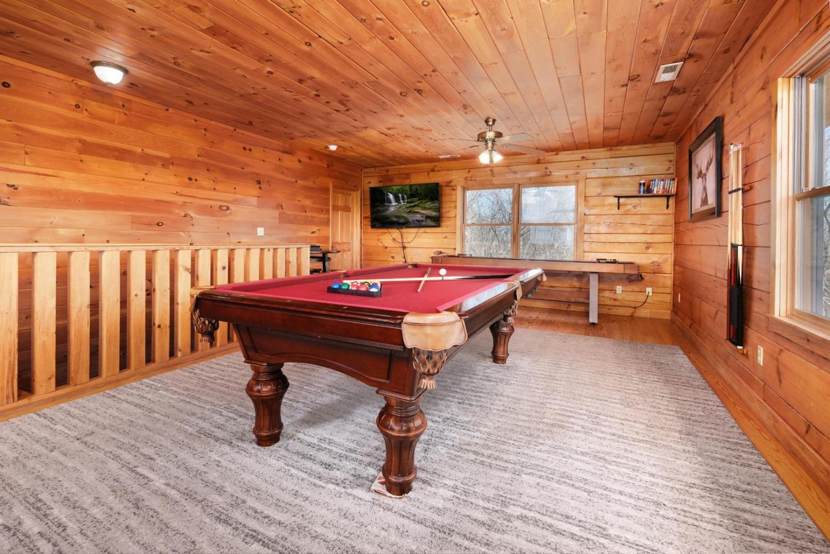 5br Sleeps 20 Putt Putt Gameroom Hot Tub Free Attraction Tickets Holiday home Pigeon Forge