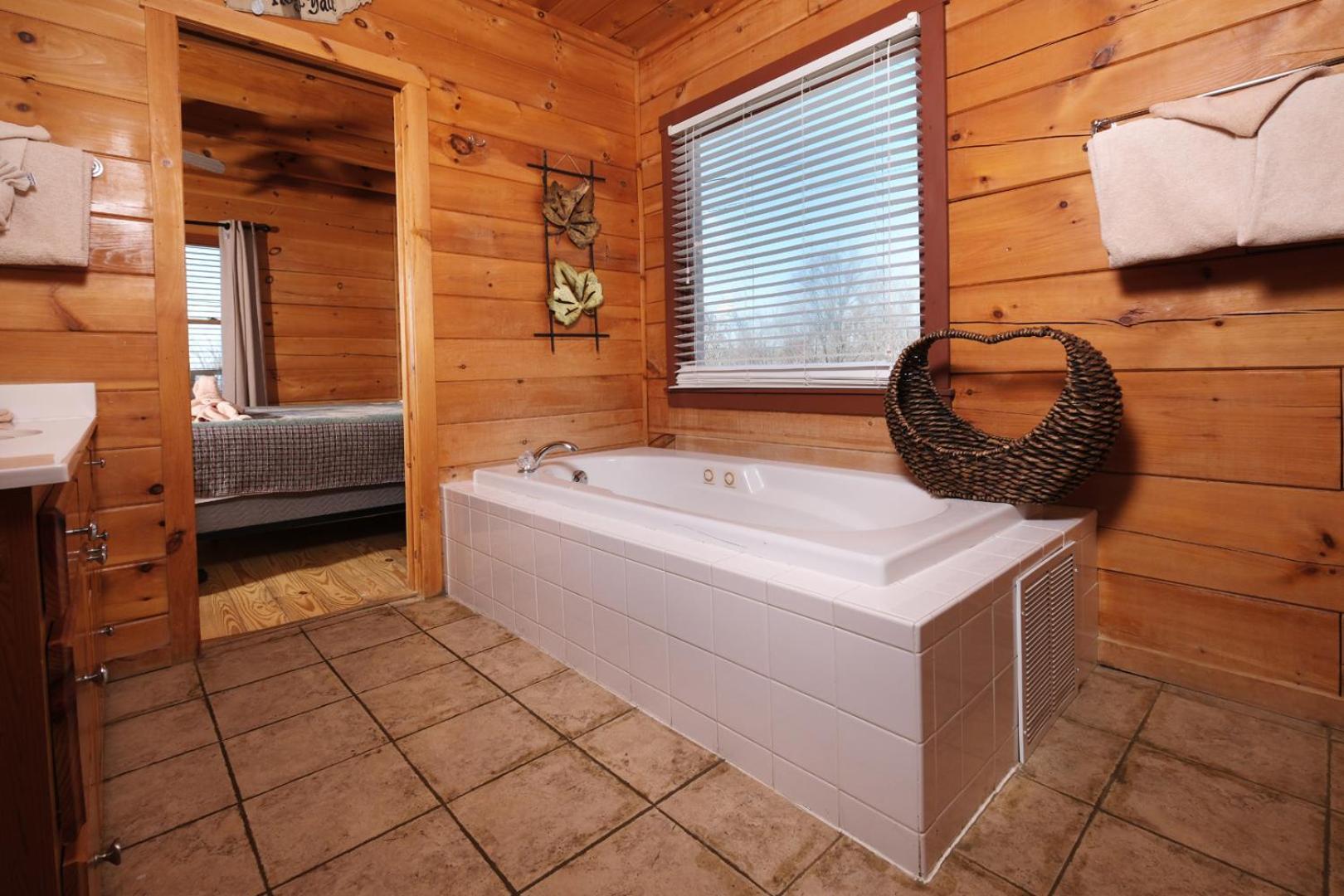 Holiday home 5br Sleeps 20 Putt Putt Gameroom Hot Tub Free Attraction Tickets