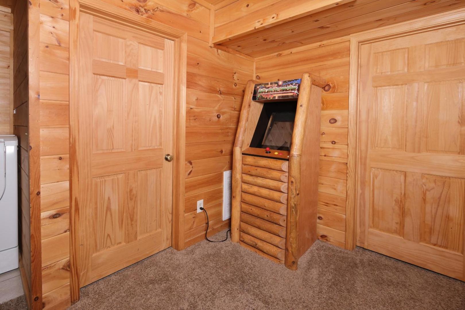 5br Sleeps 20 Putt Putt Gameroom Hot Tub Free Attraction Tickets