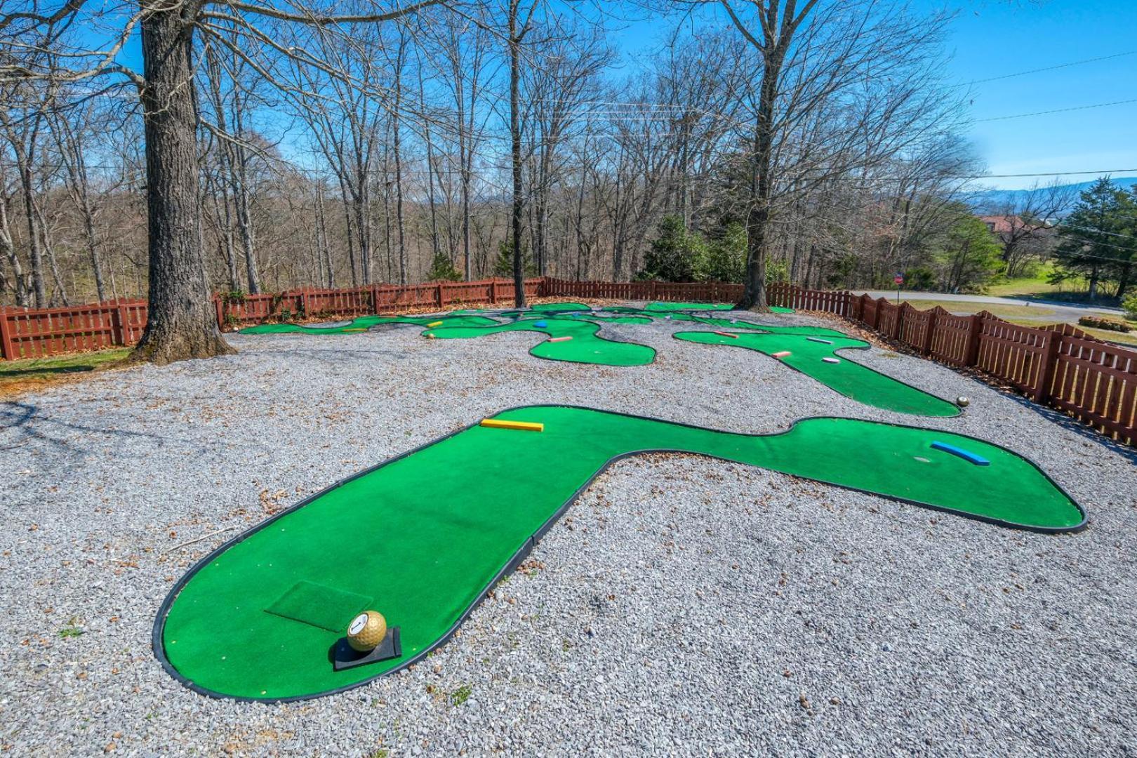 5br Sleeps 20 Putt Putt Gameroom Hot Tub Free Attraction Tickets *