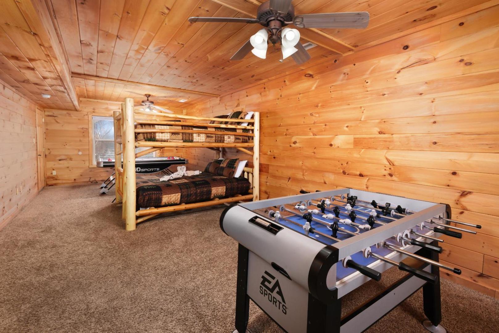 5br Sleeps 20 Putt Putt Gameroom Hot Tub Free Attraction Tickets Holiday home *